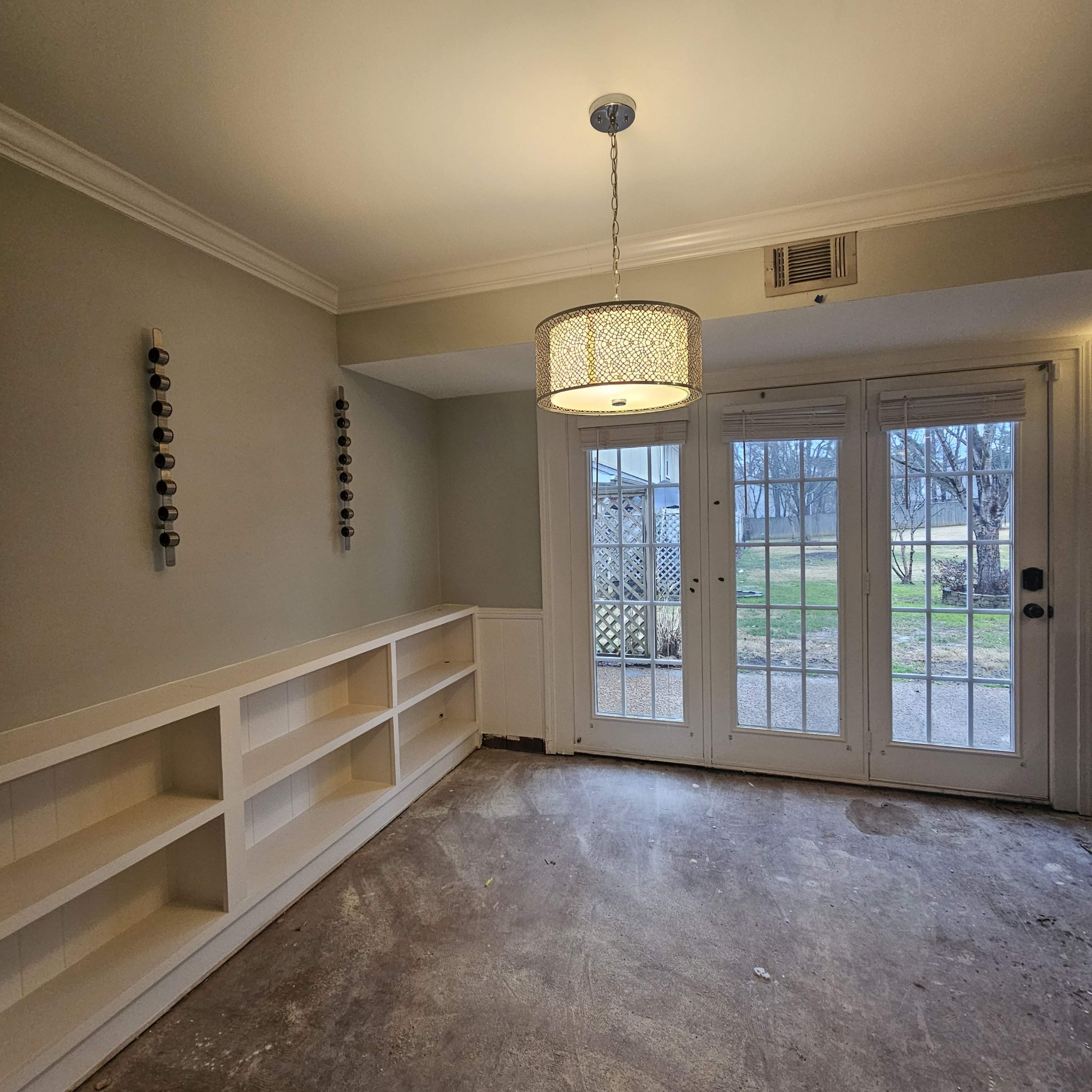 1011 Murfreesboro Rd Property Photo 4