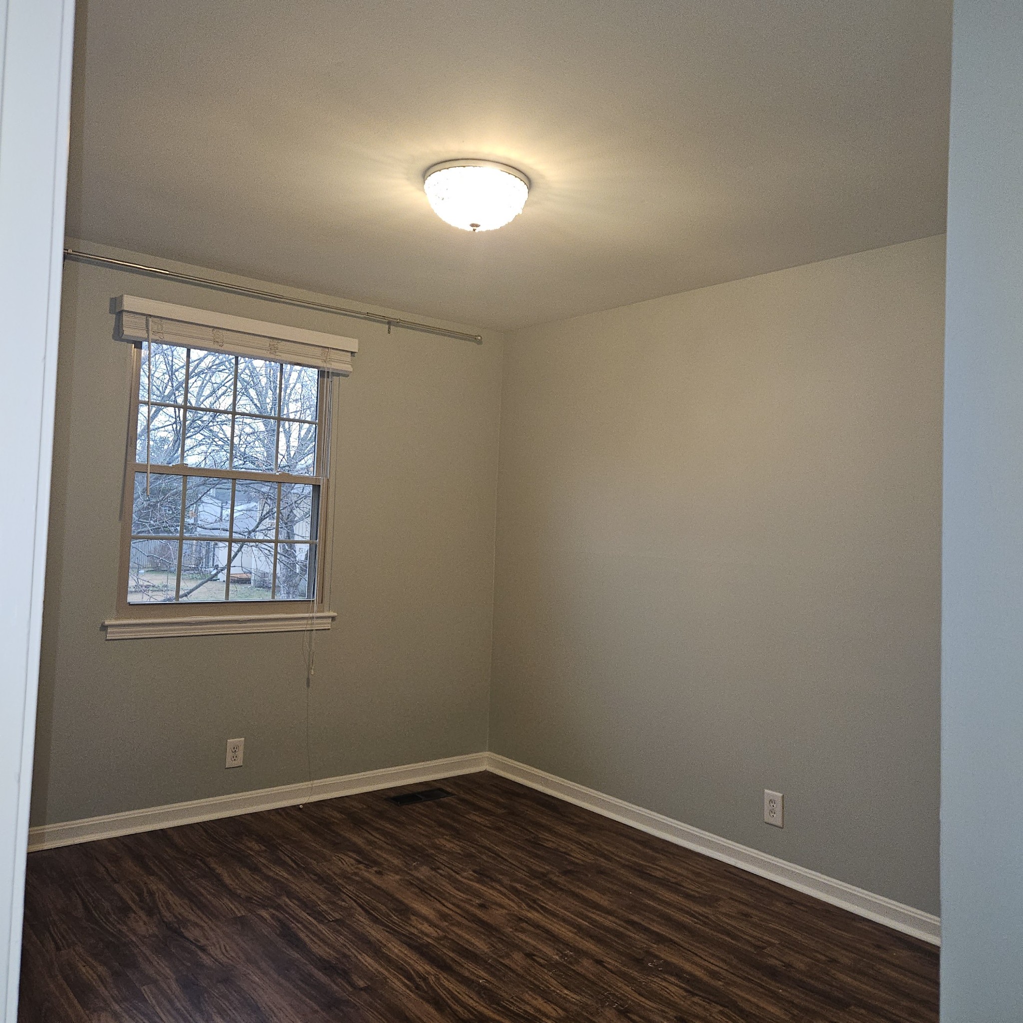 1011 Murfreesboro Rd Property Photo 12