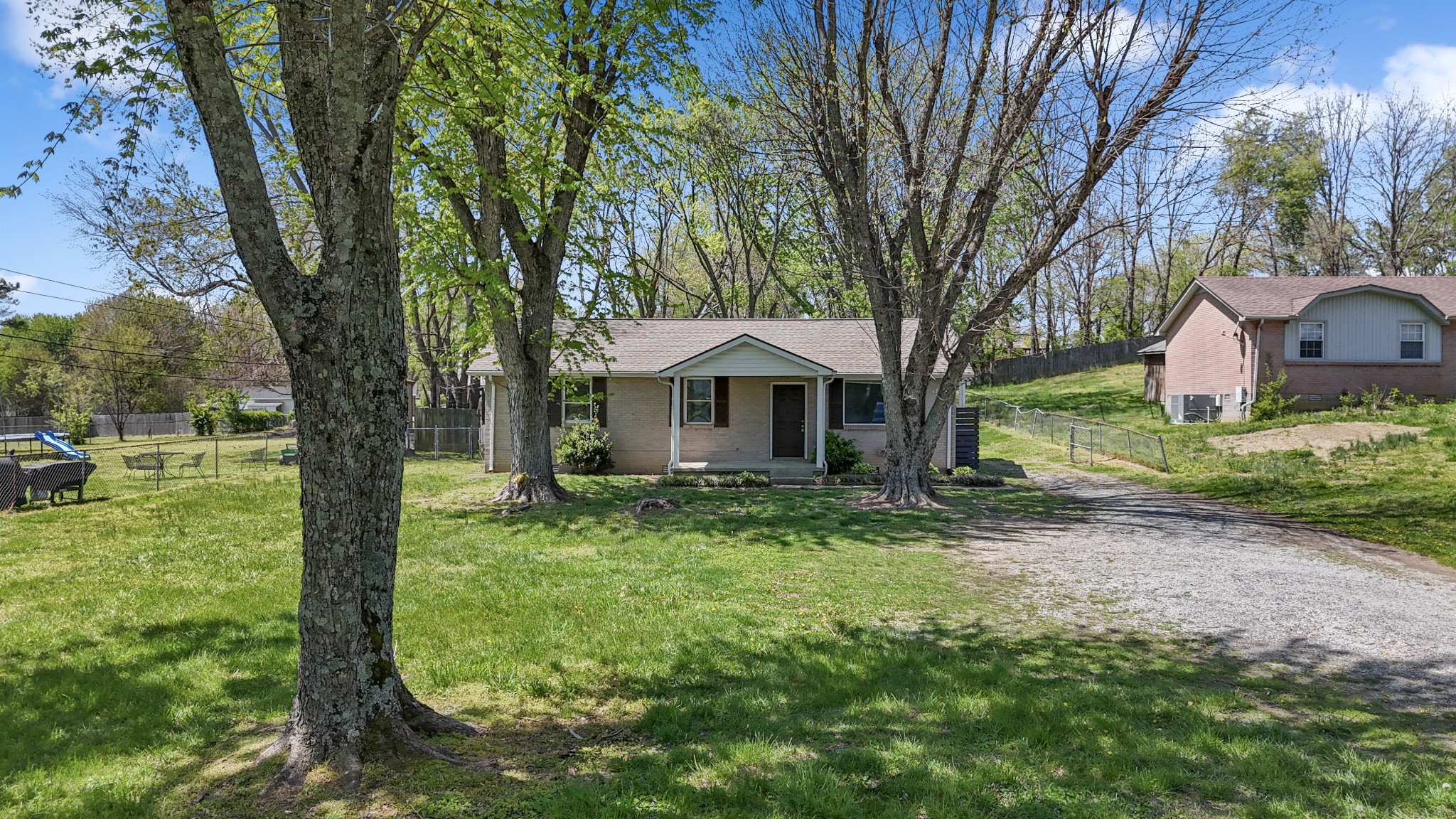 707 Calista Rd Property Photo 1