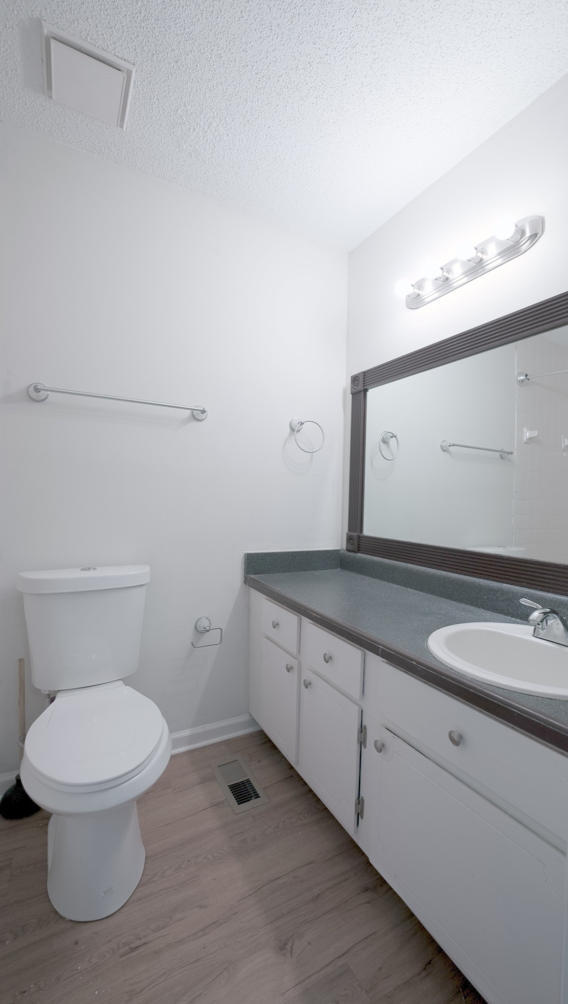 689 Longhunter Ct Property Photo 6