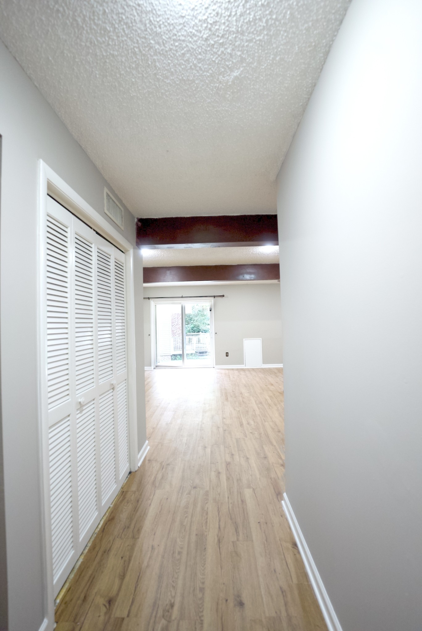 689 Longhunter Ct Property Photo 13