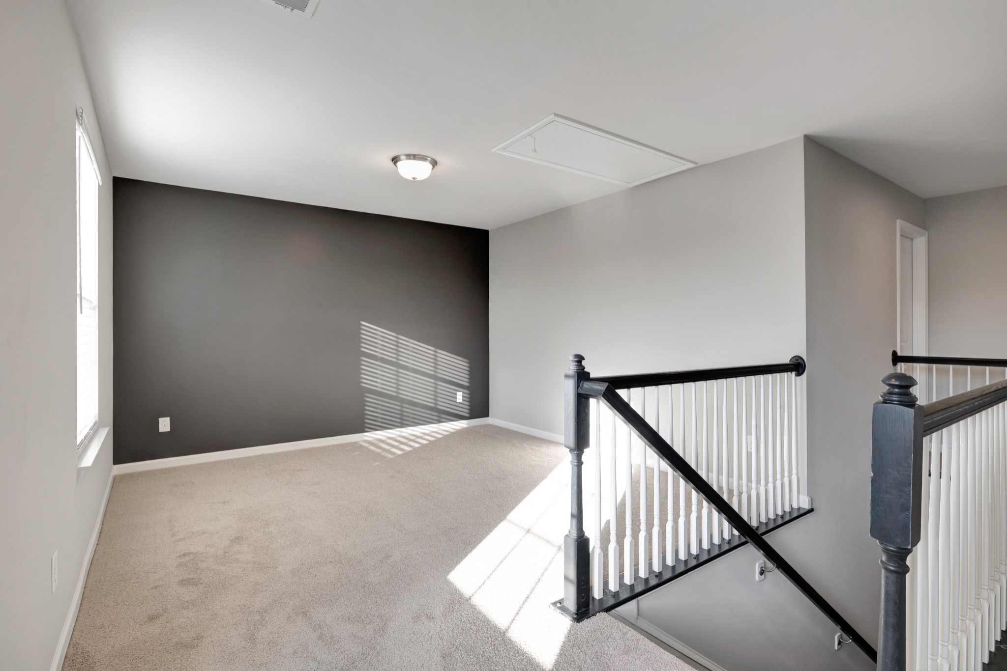 2080 Morton Dr Property Photo 18