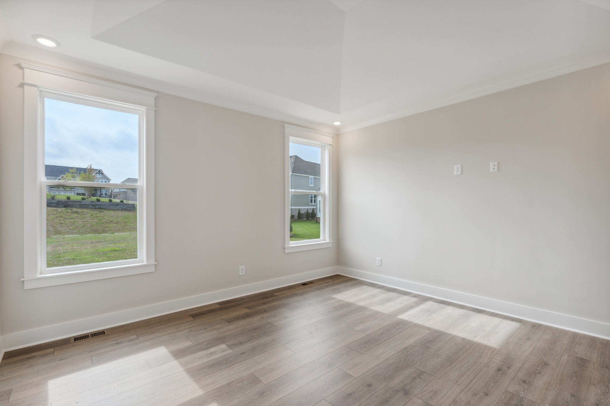 7930 Pine St Property Photo 14