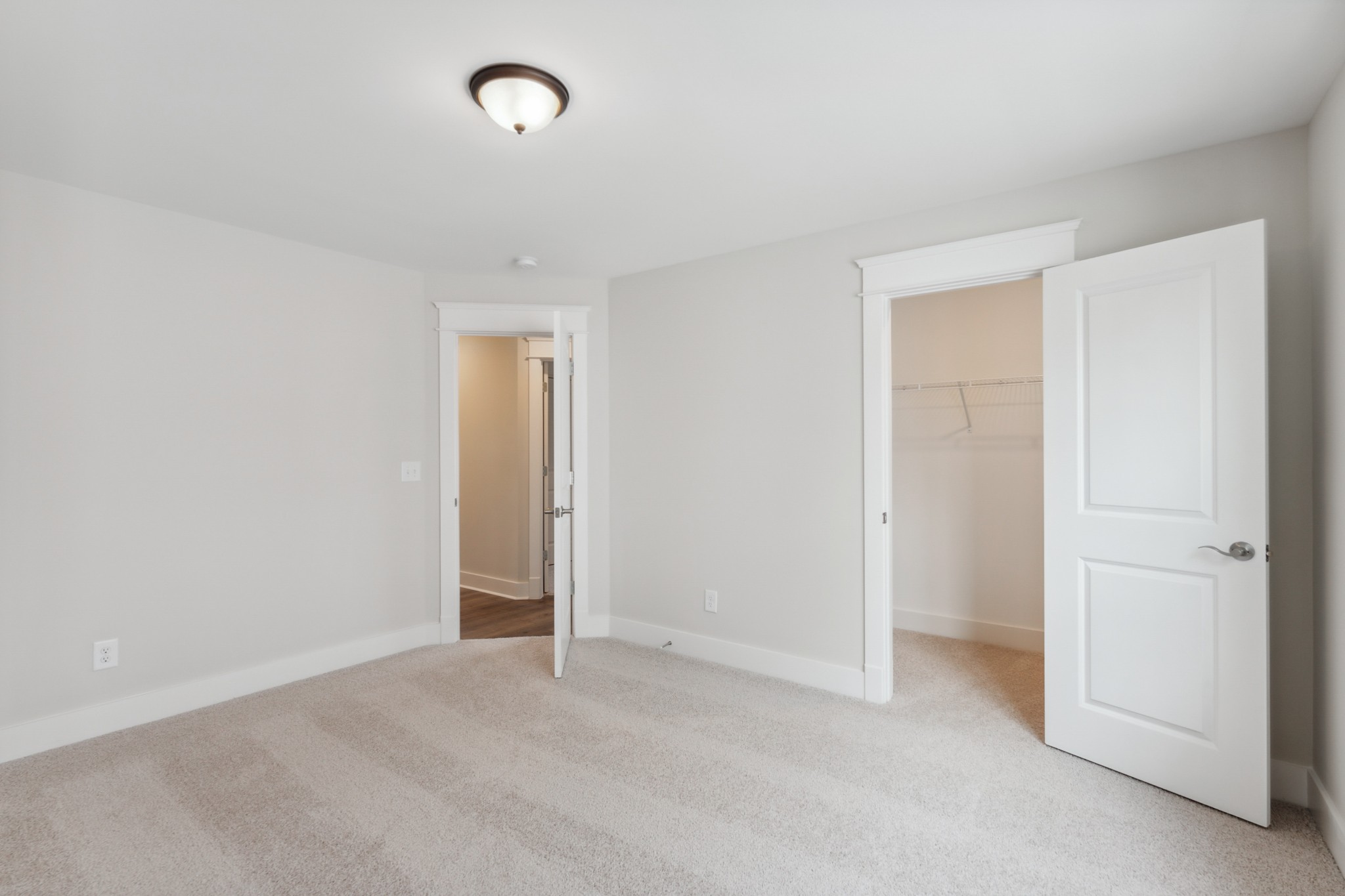 7930 Pine St Property Photo 21