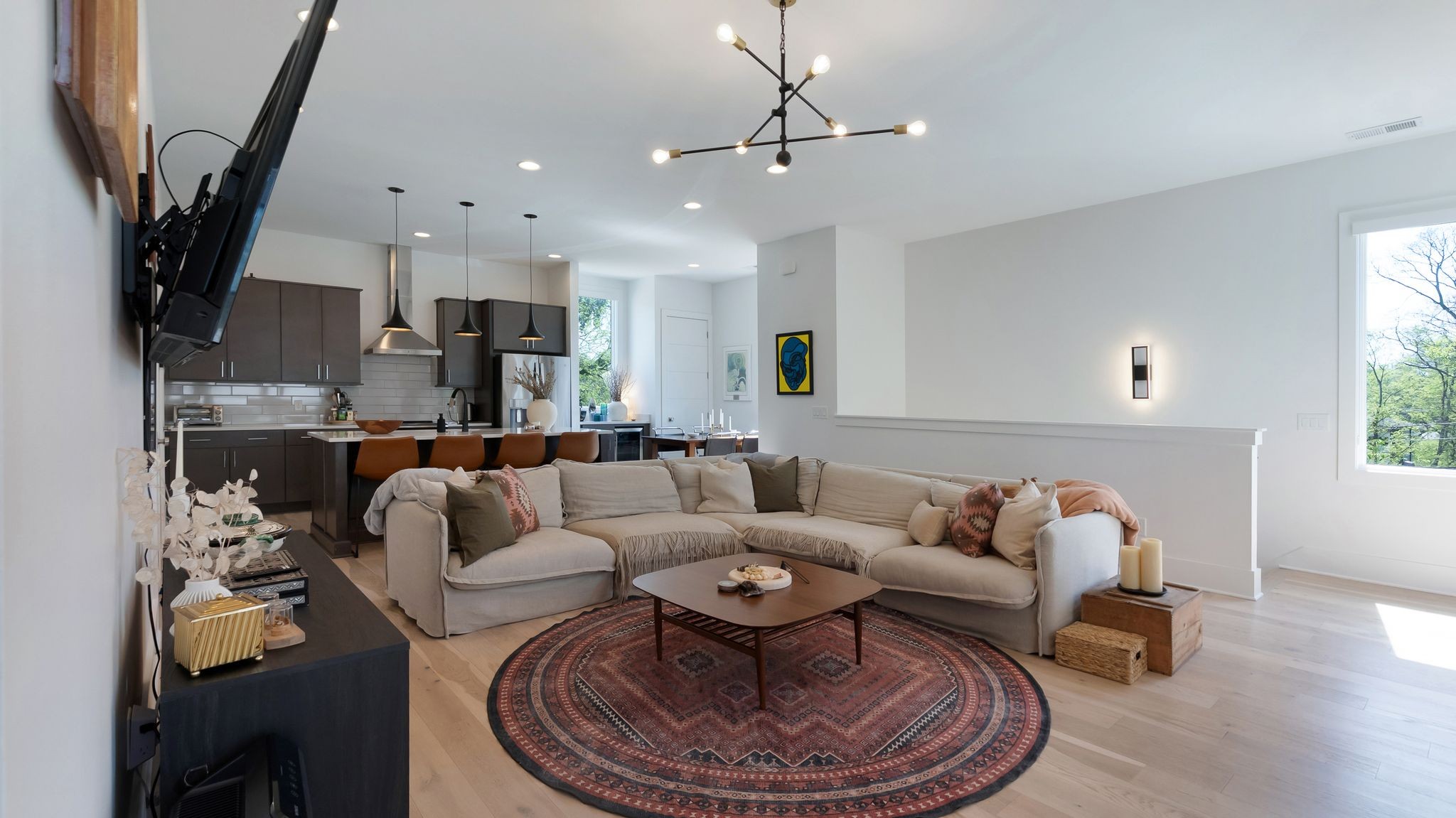 1242 Second Avenue South Real Estate Listings Main Image