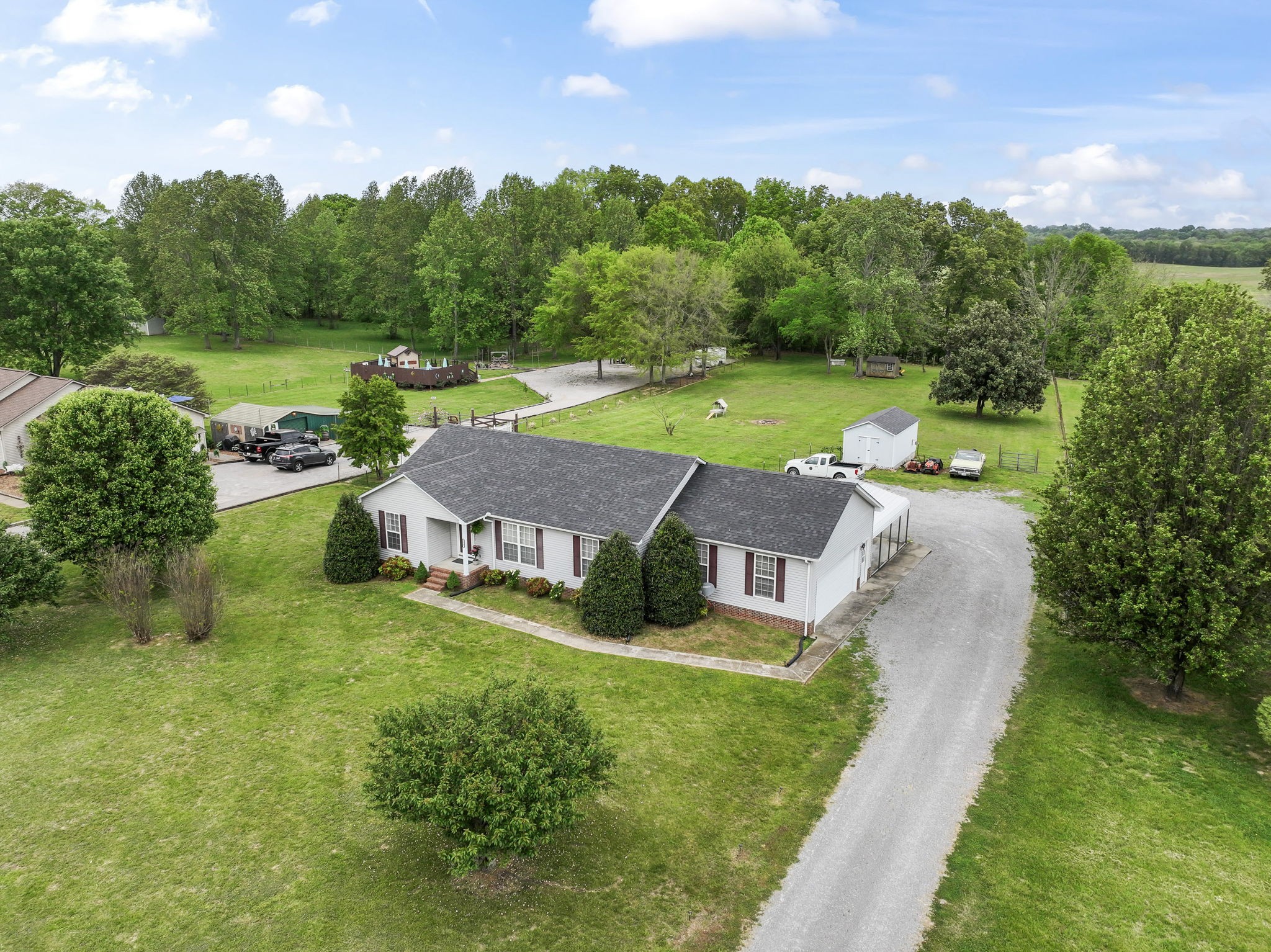 2214 Sims Rd Property Photo 6