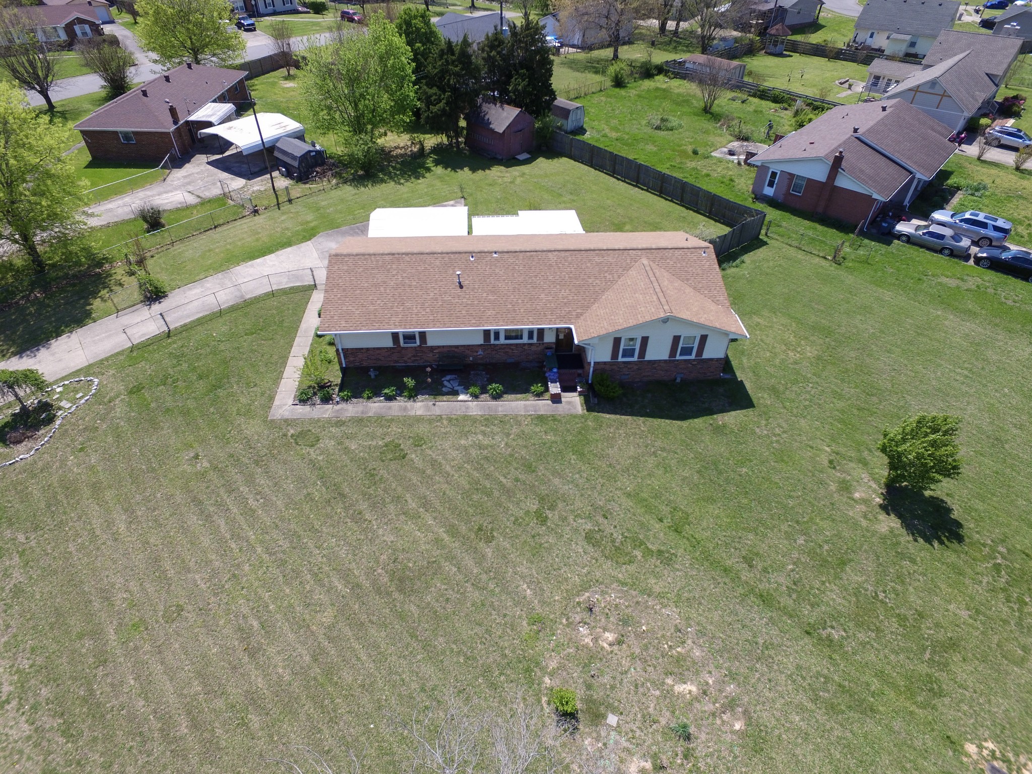 222 Cunningham Ln Property Photo 1