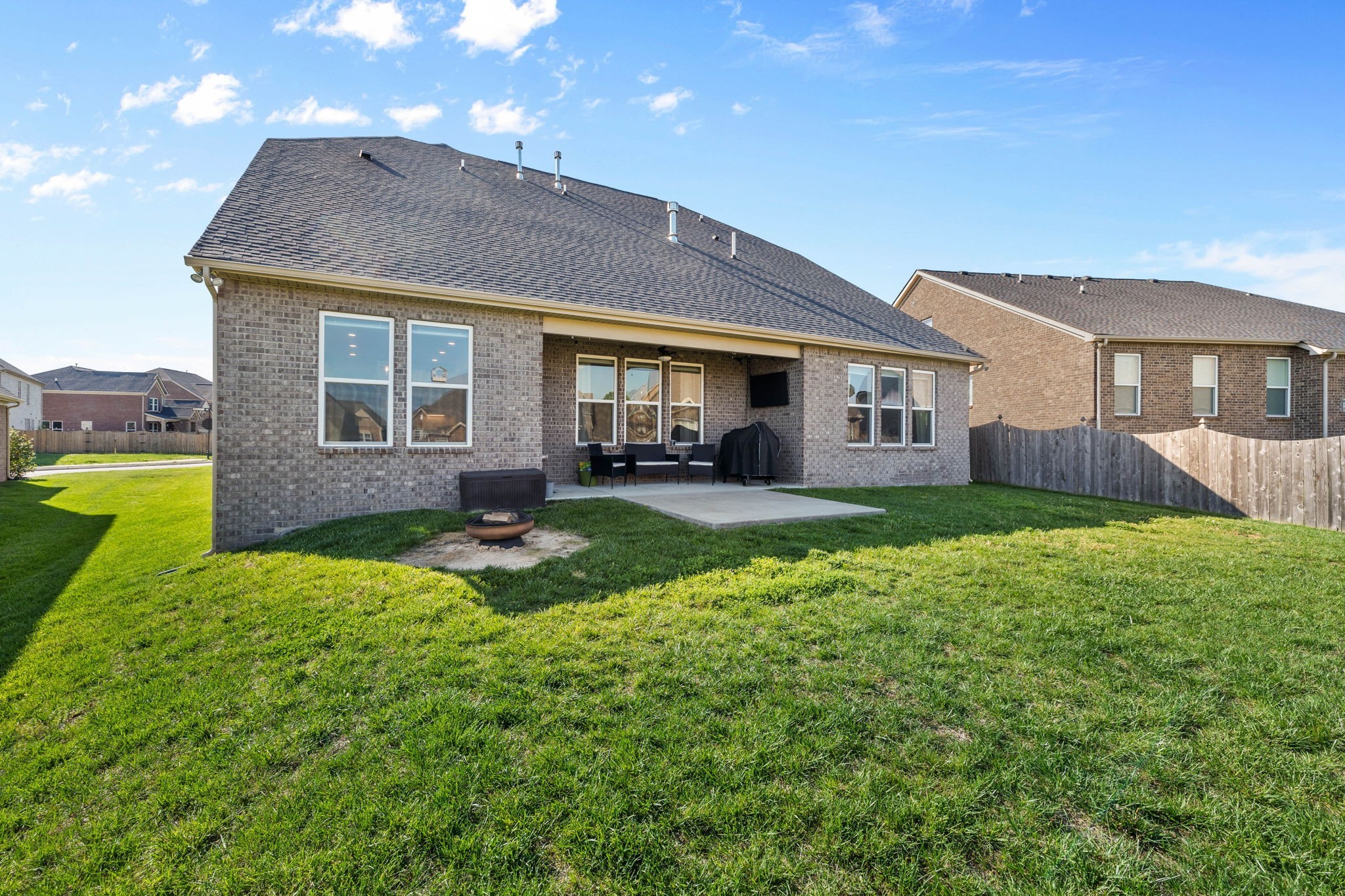 5194 Giardino Dr Property Photo 45