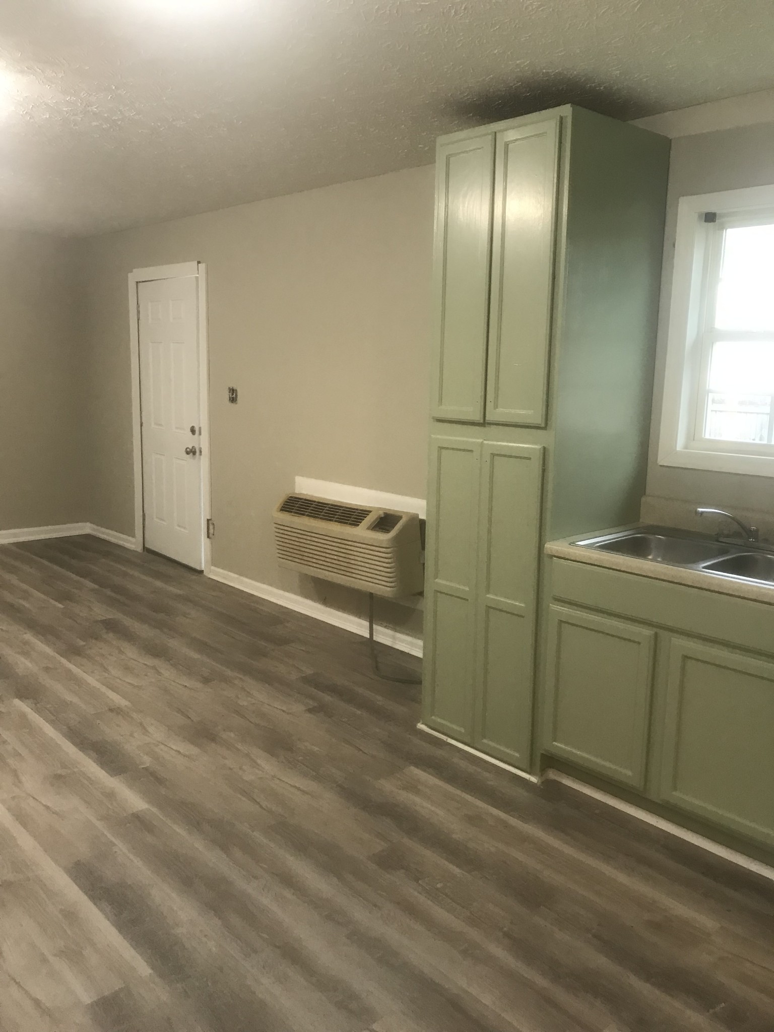 111 Creamery St Property Photo 8