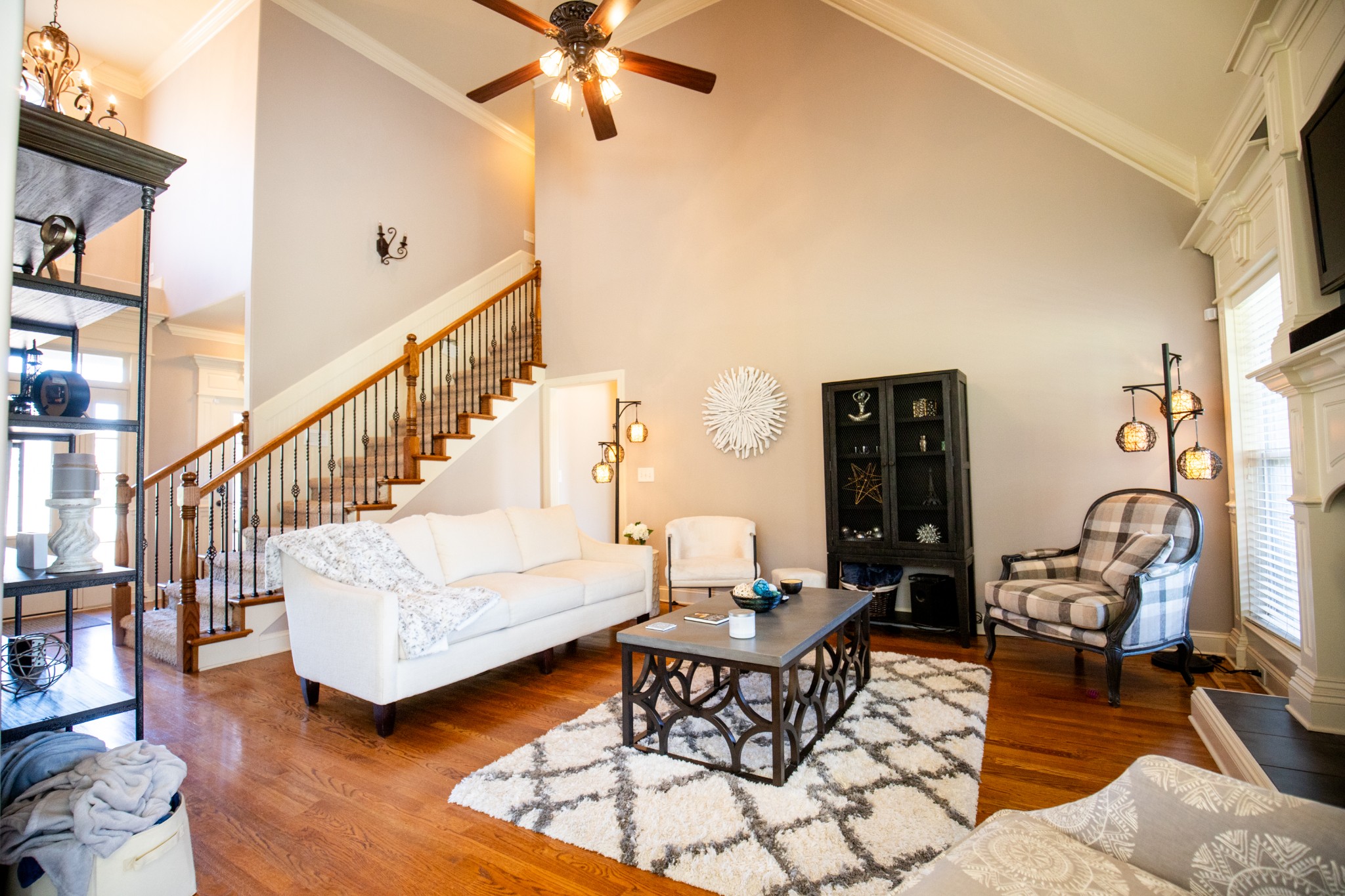 409 Boulder Creek Ct Property Photo 6
