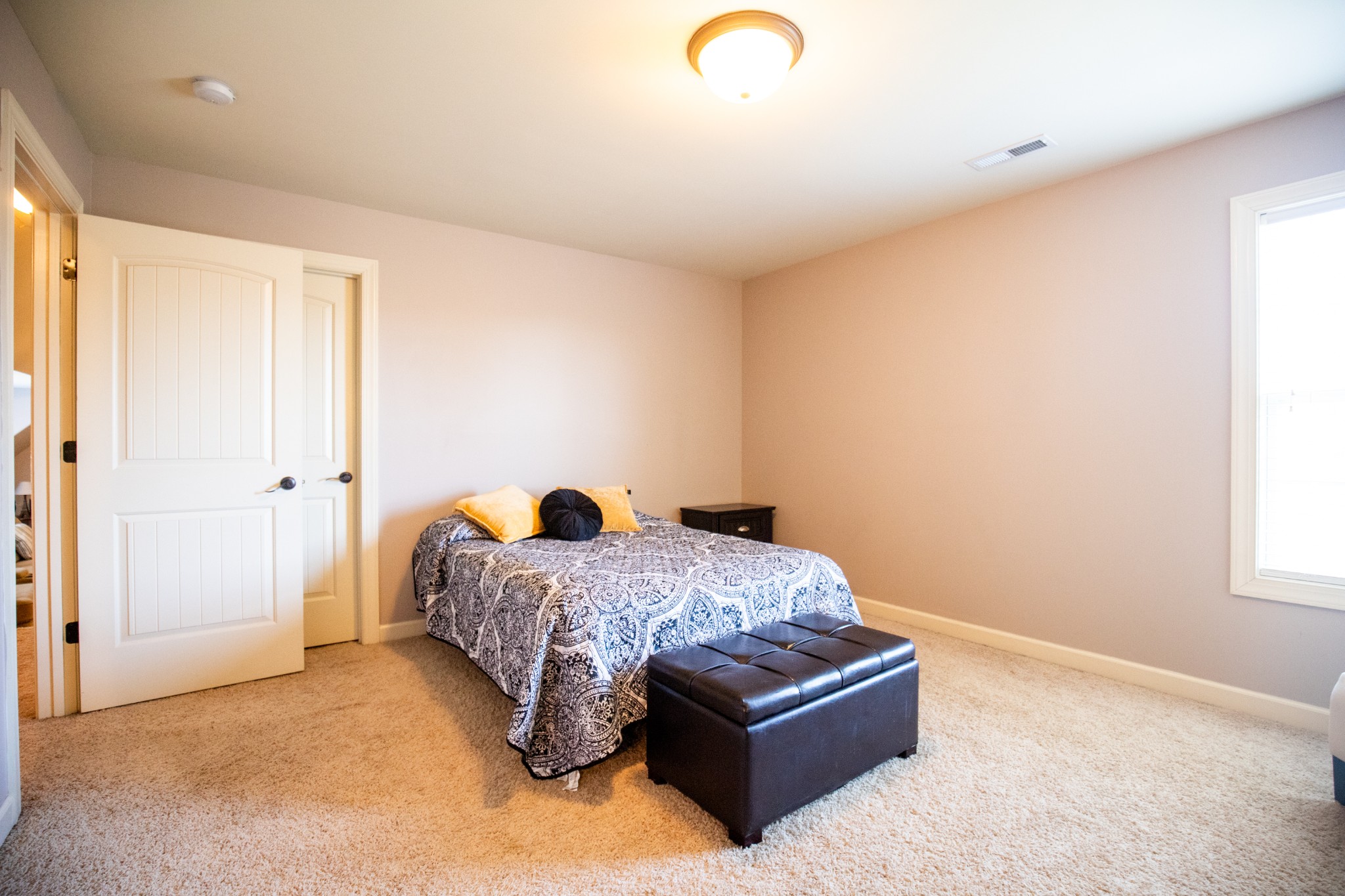 409 Boulder Creek Ct Property Photo 15