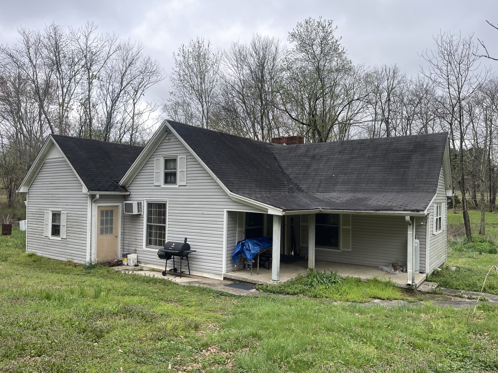 47 Shackelford Rd Property Photo