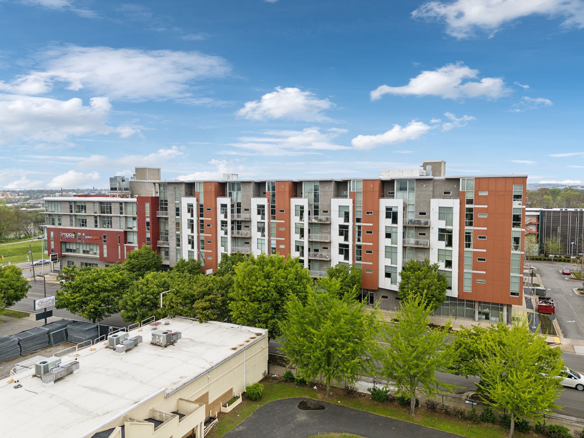5th & Main Real Estate Listings Main Image
