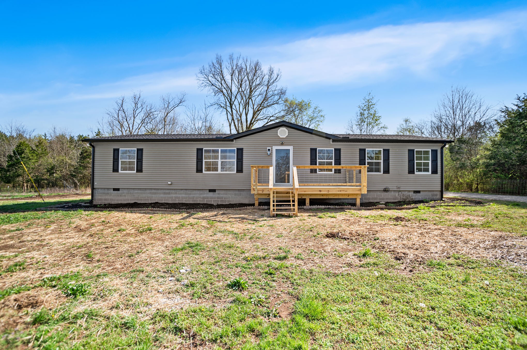 6463 Windrow Rd Property Photo