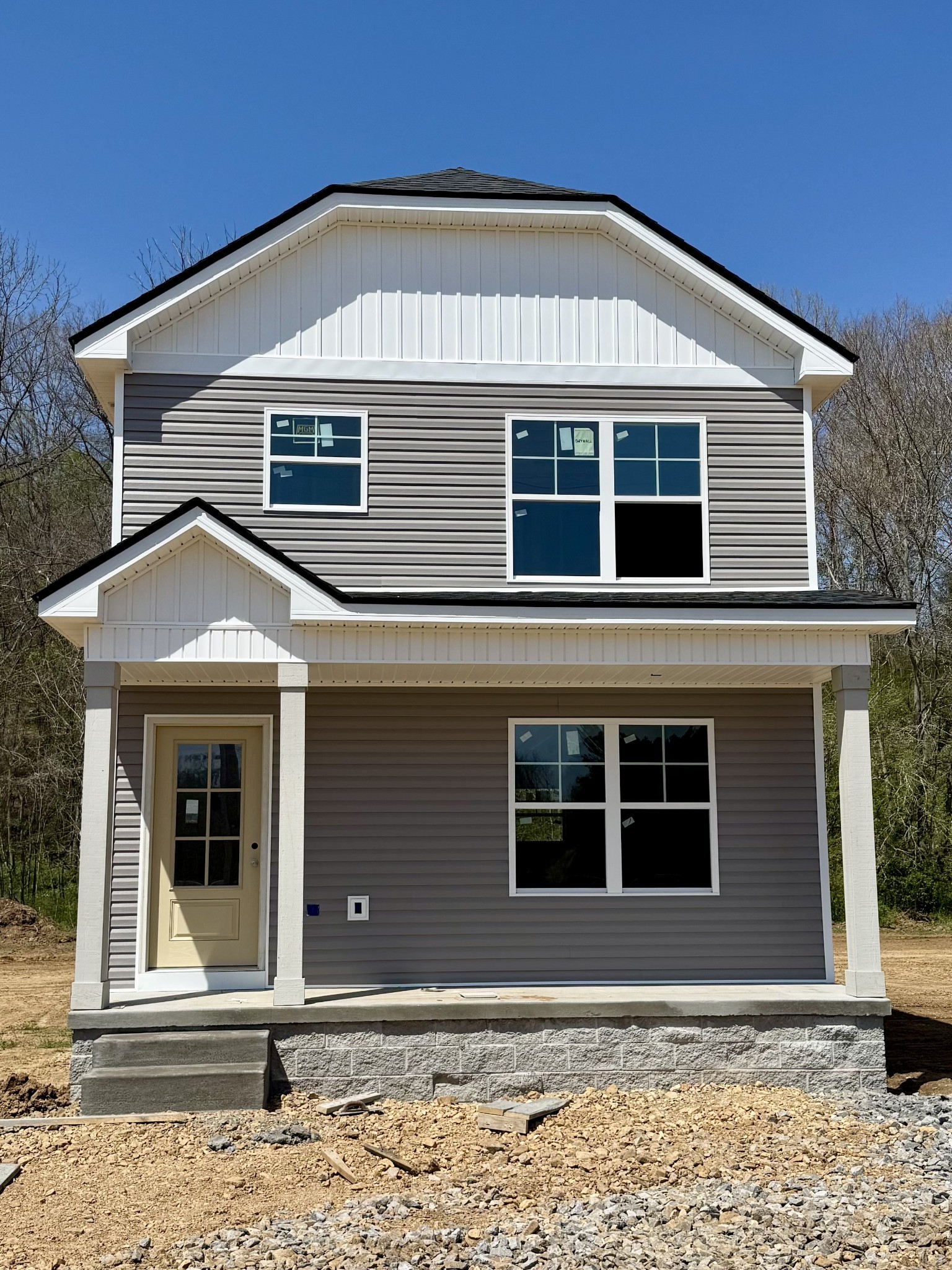 150 Village Dr Property Photo