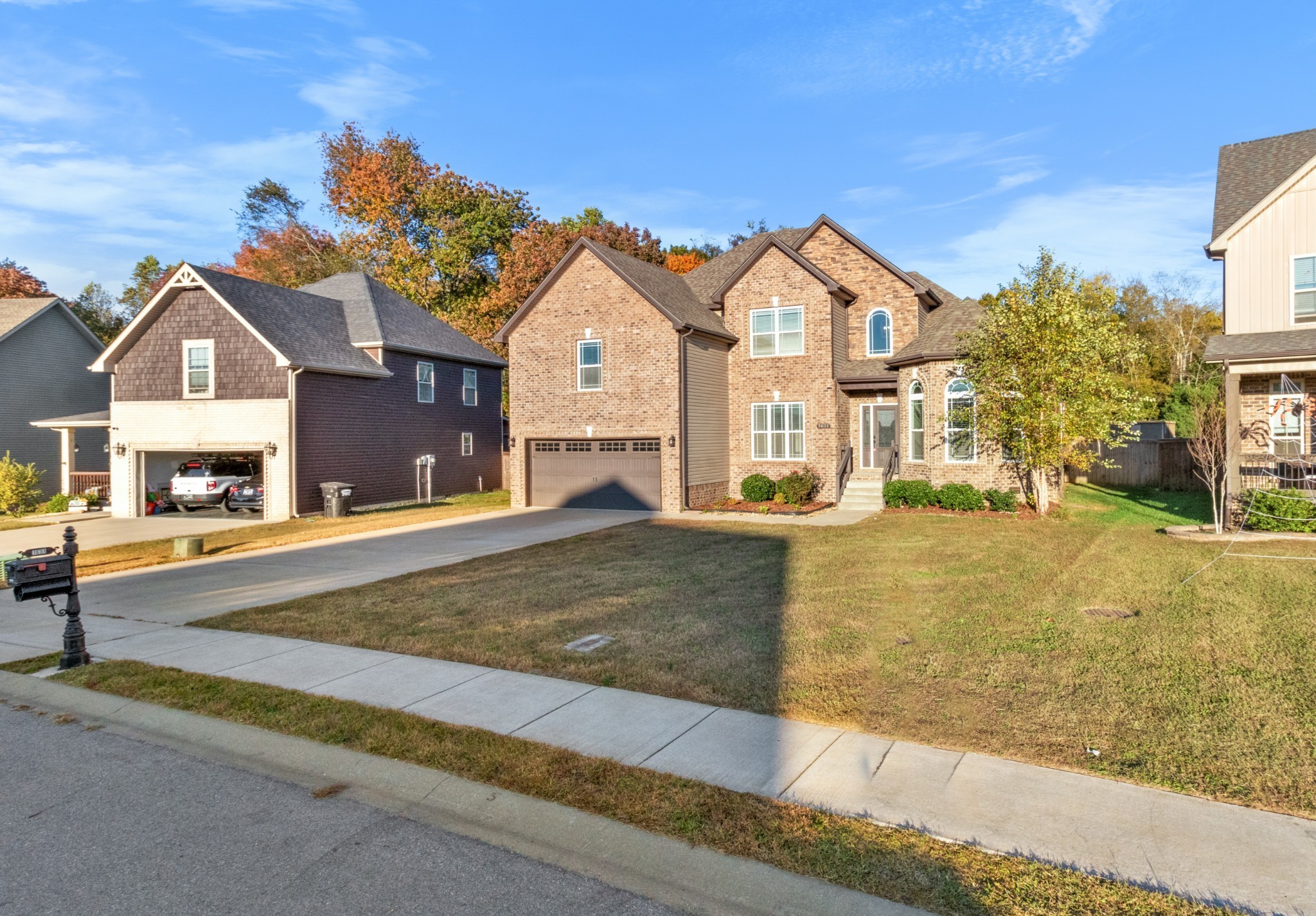 1631 Ellie Piper Cir Property Photo 3