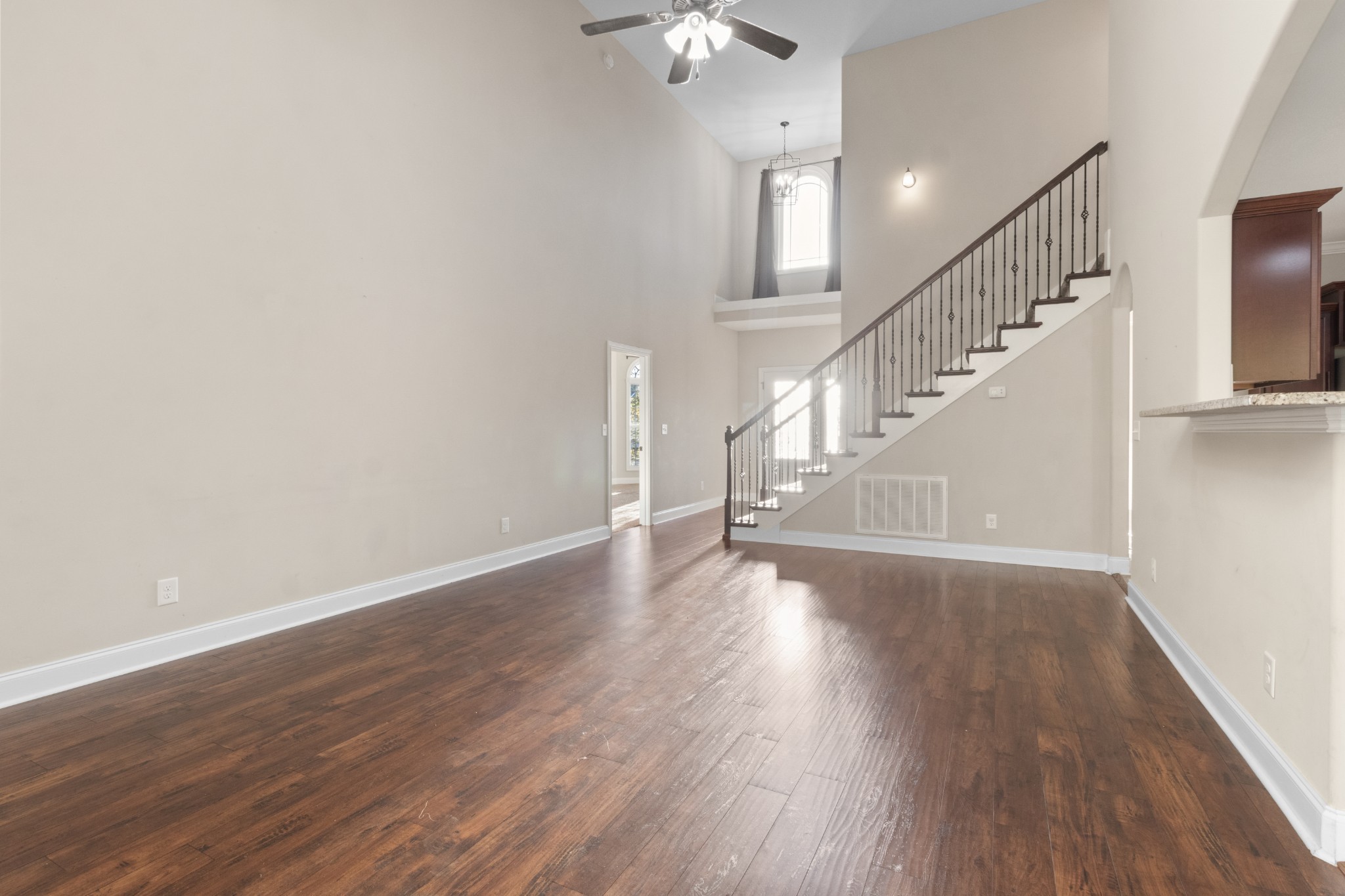 1631 Ellie Piper Cir Property Photo 8