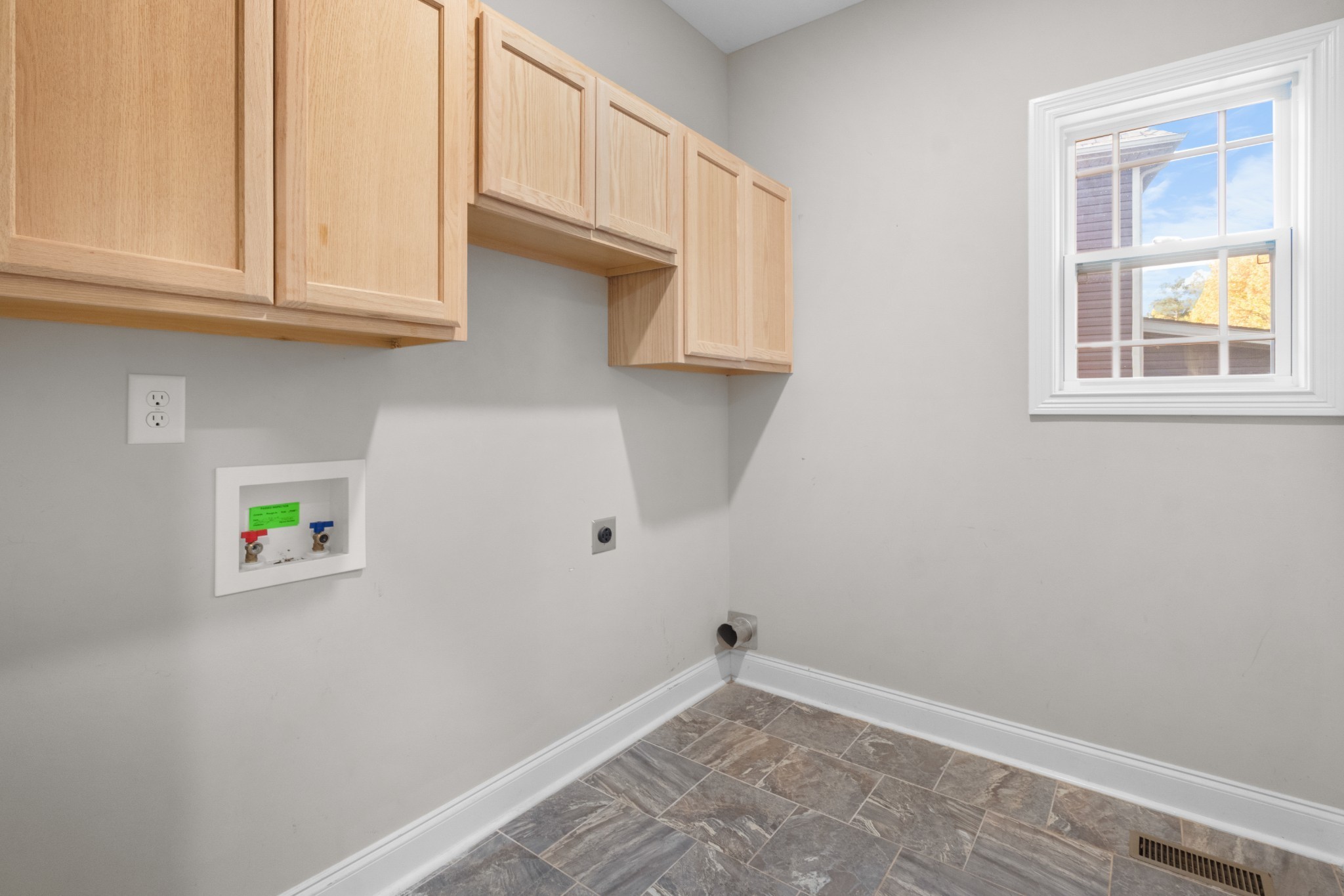 1631 Ellie Piper Cir Property Photo 20
