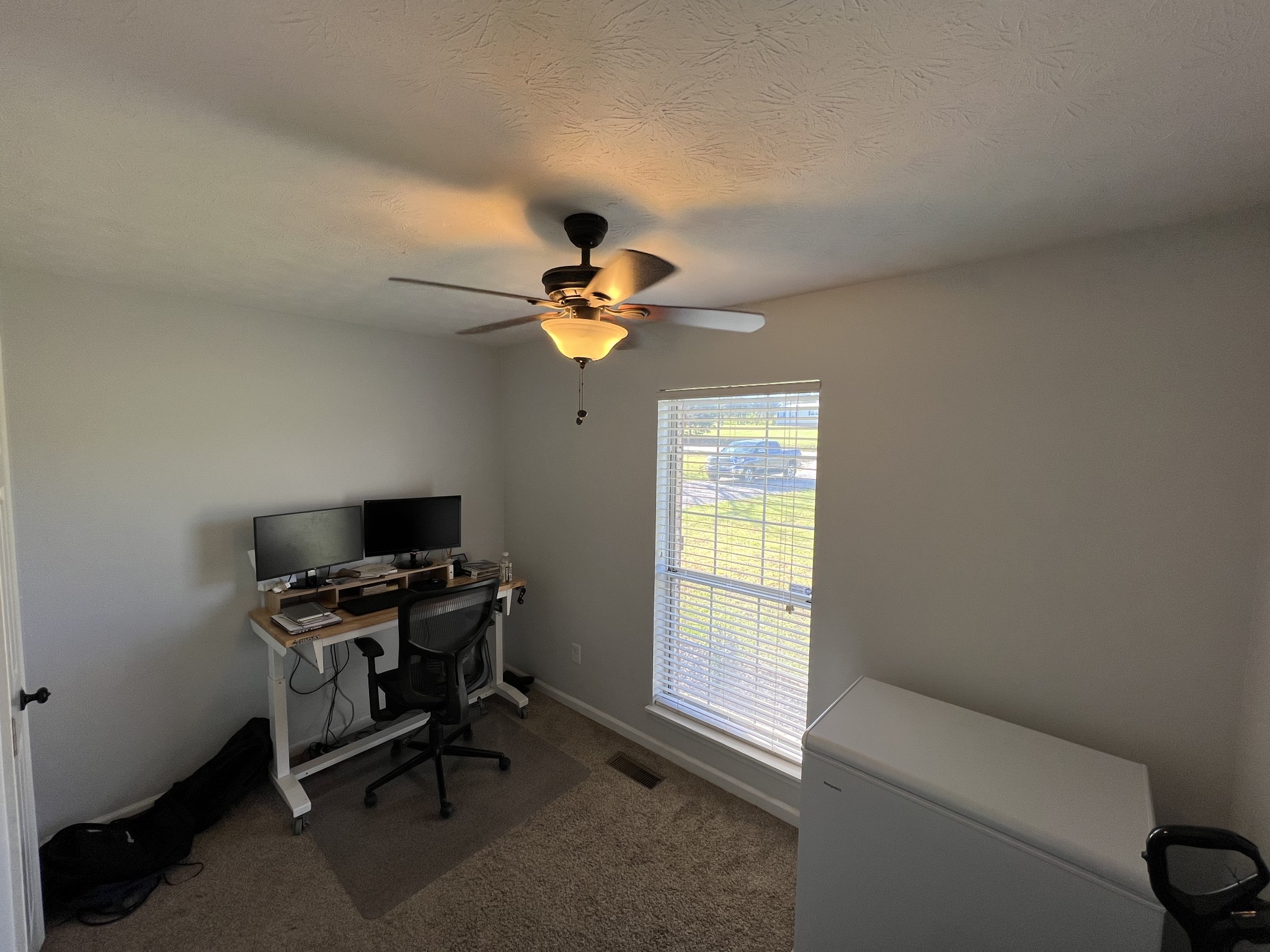 1835 Rogers Ln Property Photo 11