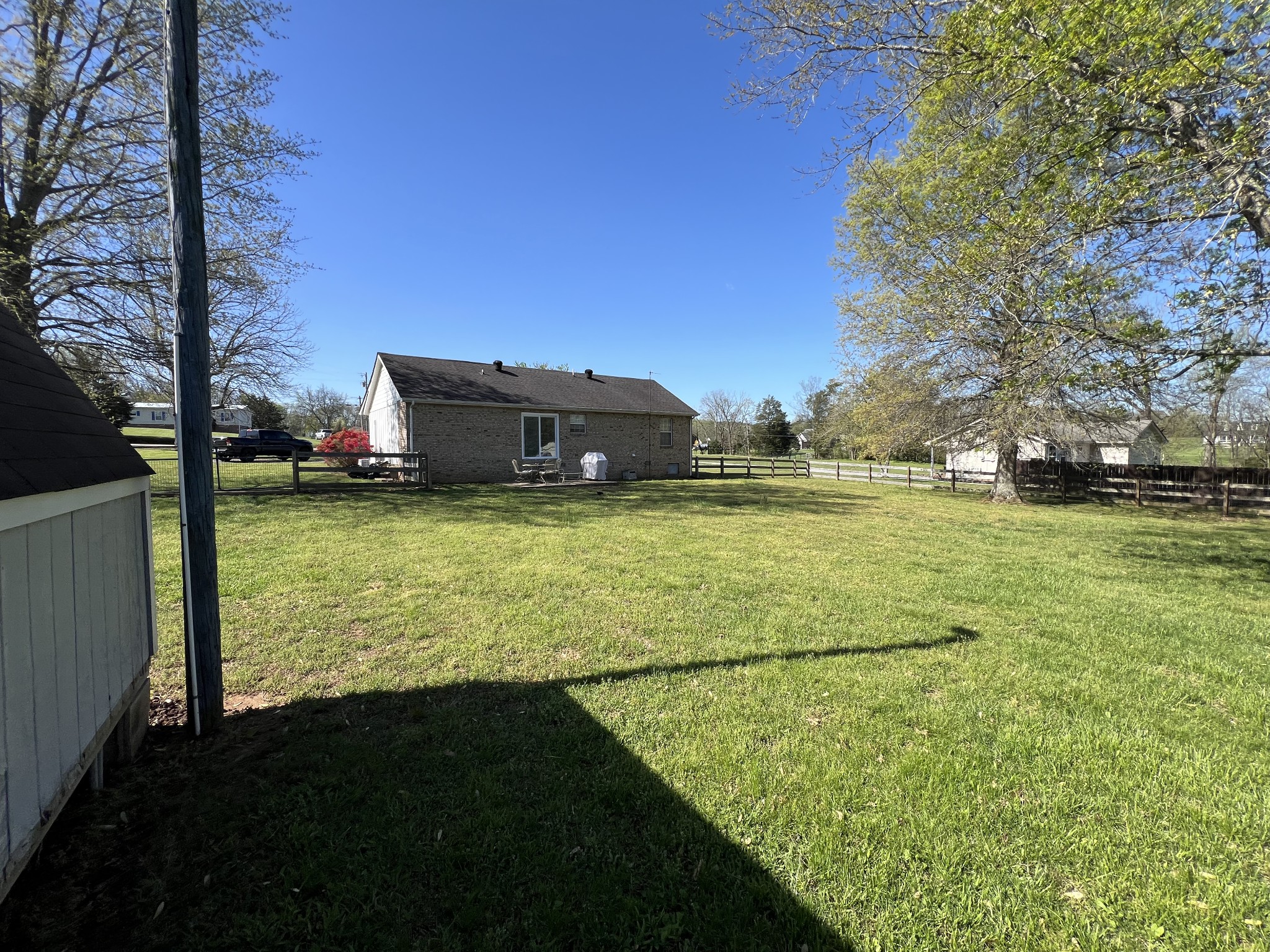 1835 Rogers Ln Property Photo 13