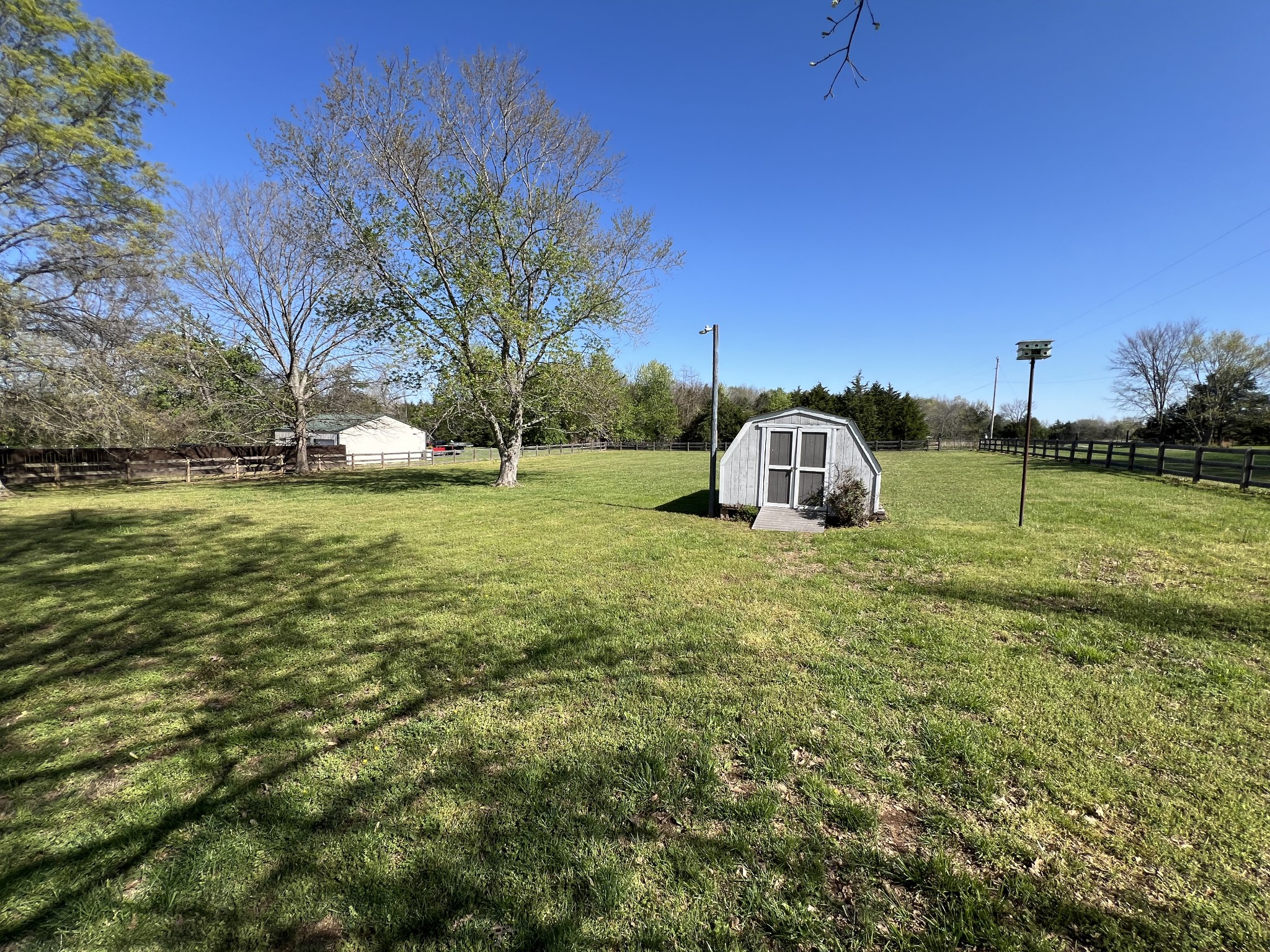 1835 Rogers Ln Property Photo 15