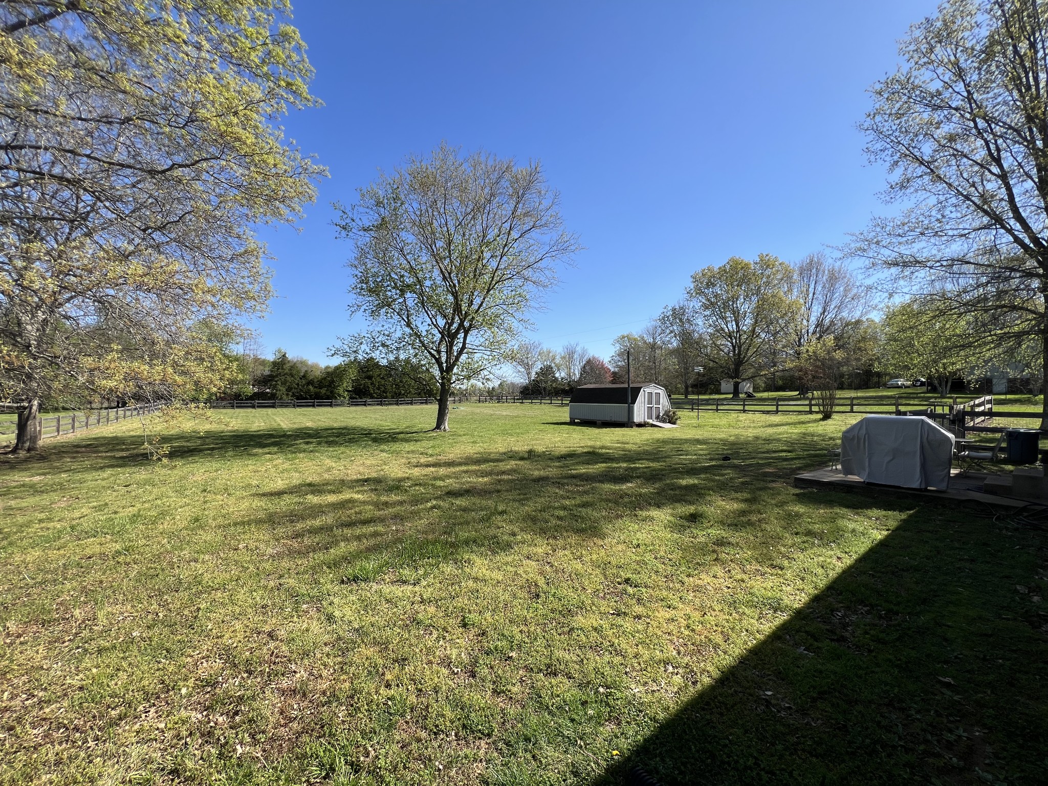 1835 Rogers Ln Property Photo 16