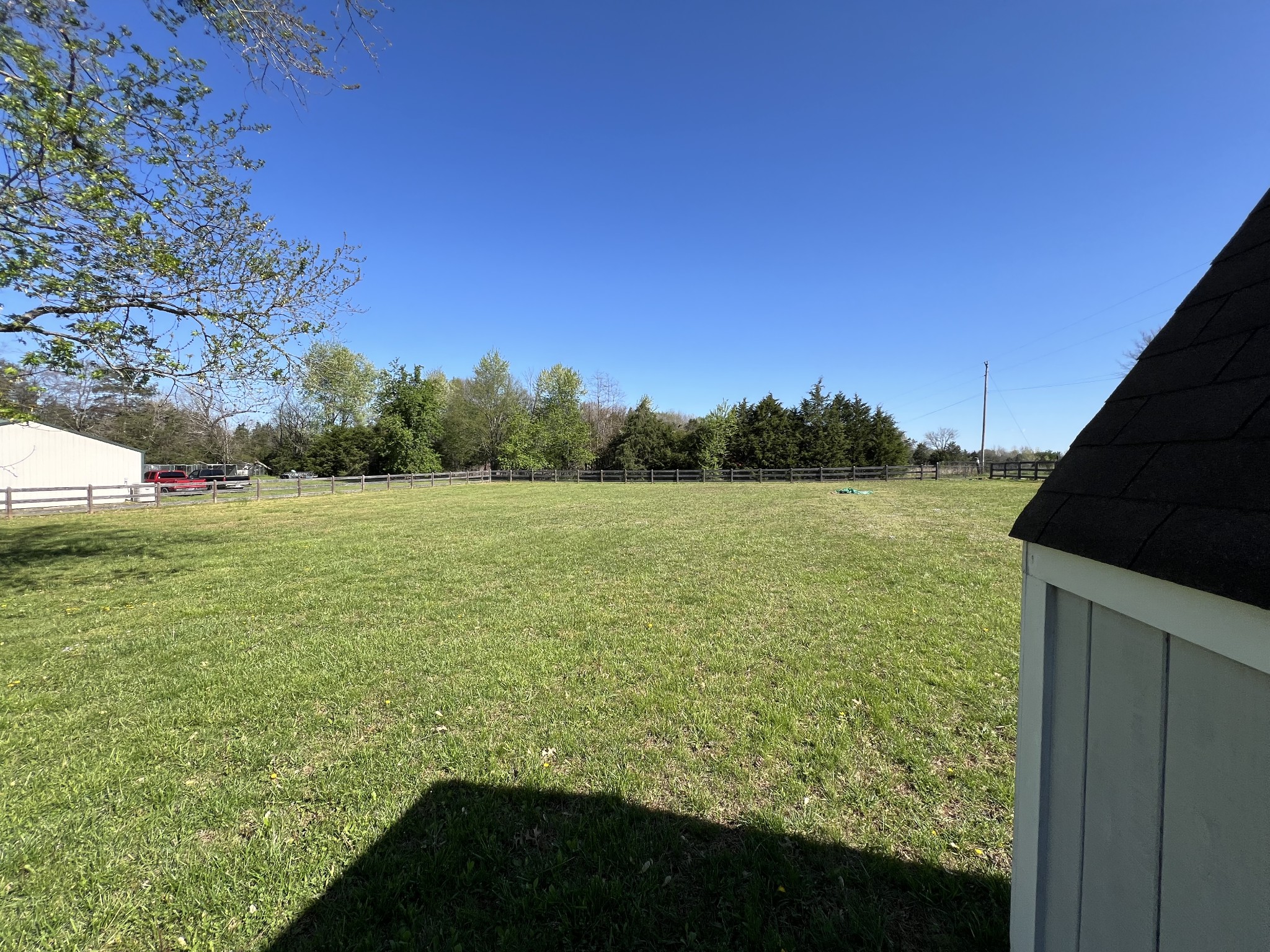 1835 Rogers Ln Property Photo 17