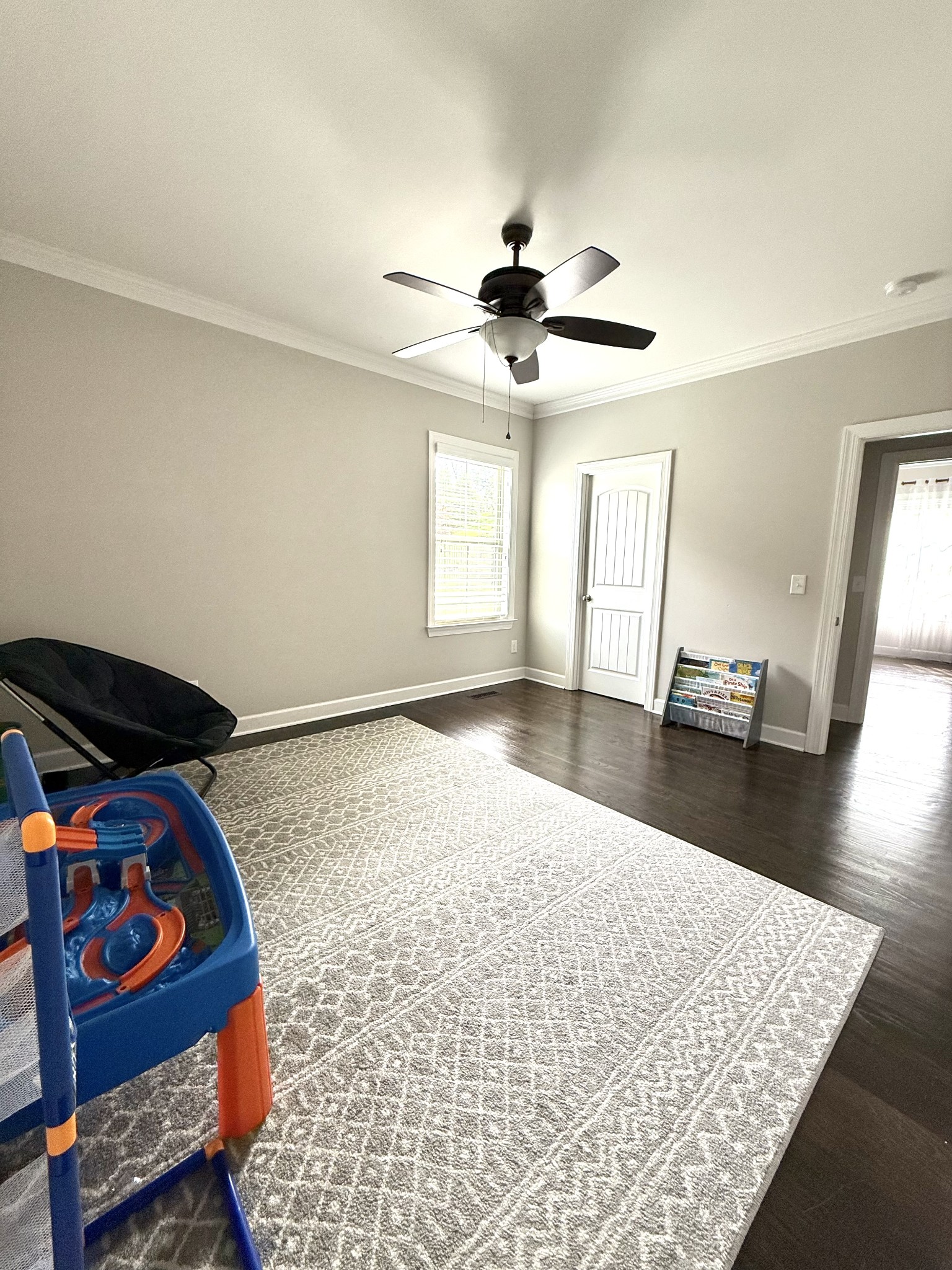 9127 Holstein Dr Property Photo 32