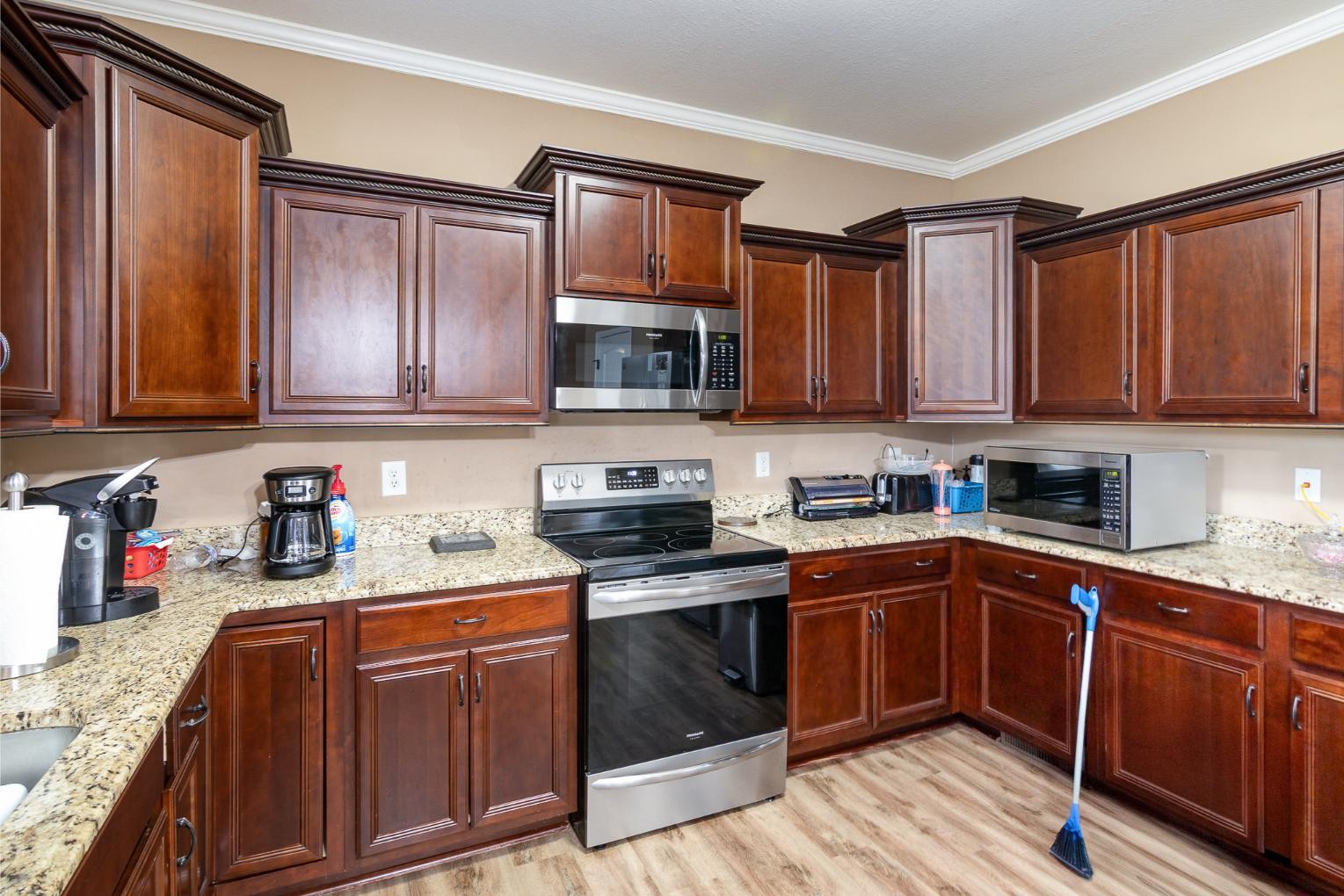 995 Terraceside Cir Property Photo 13