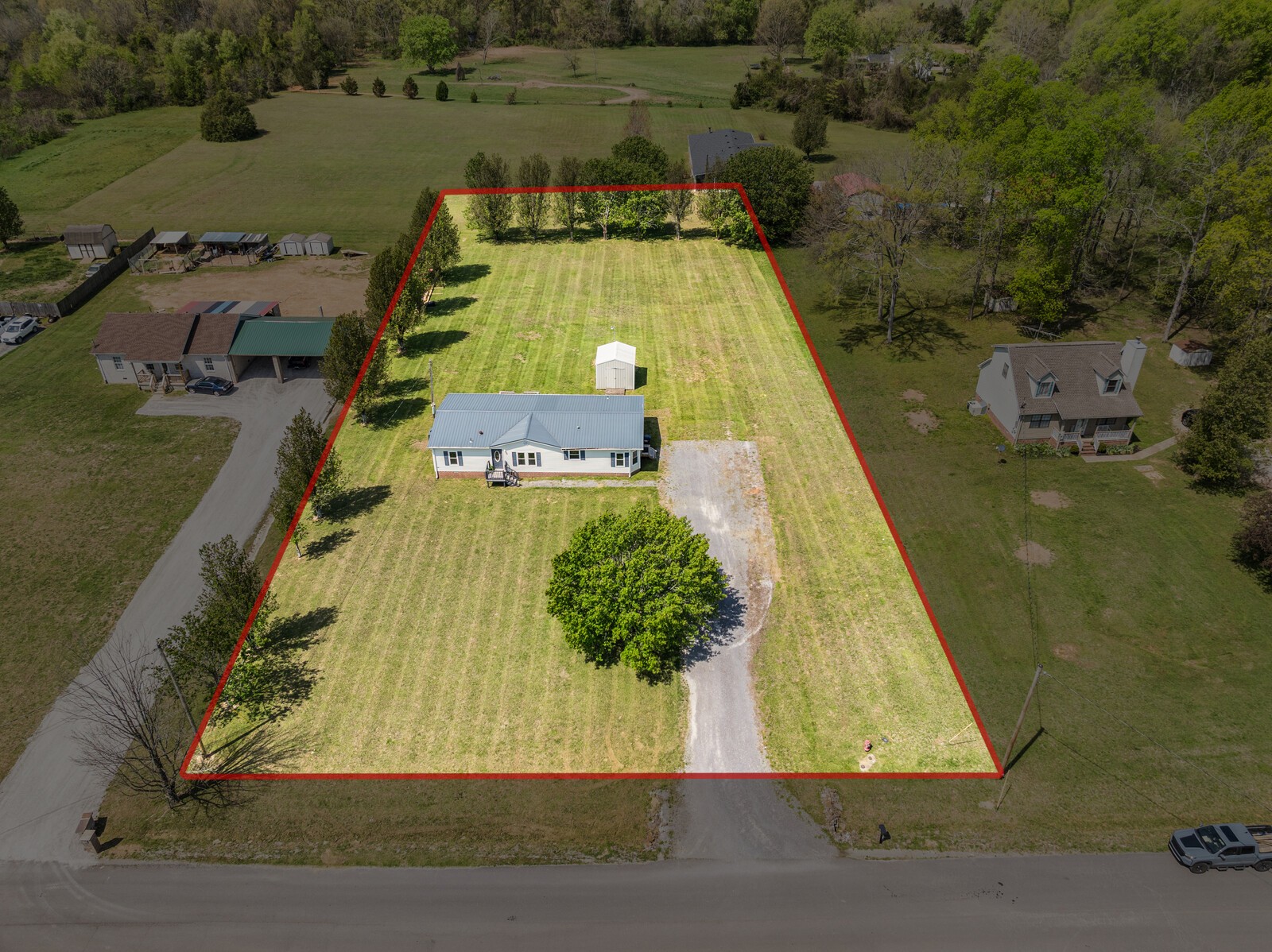 210 Deer Point Rd Property Photo