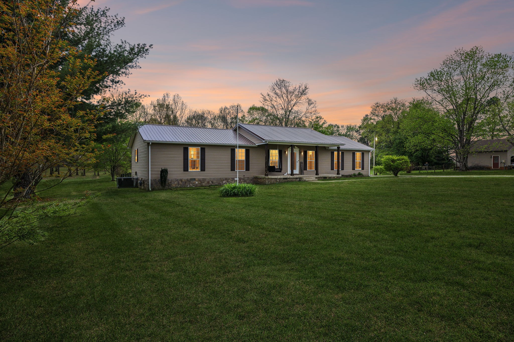 108 Perry Acres Rd Property Photo