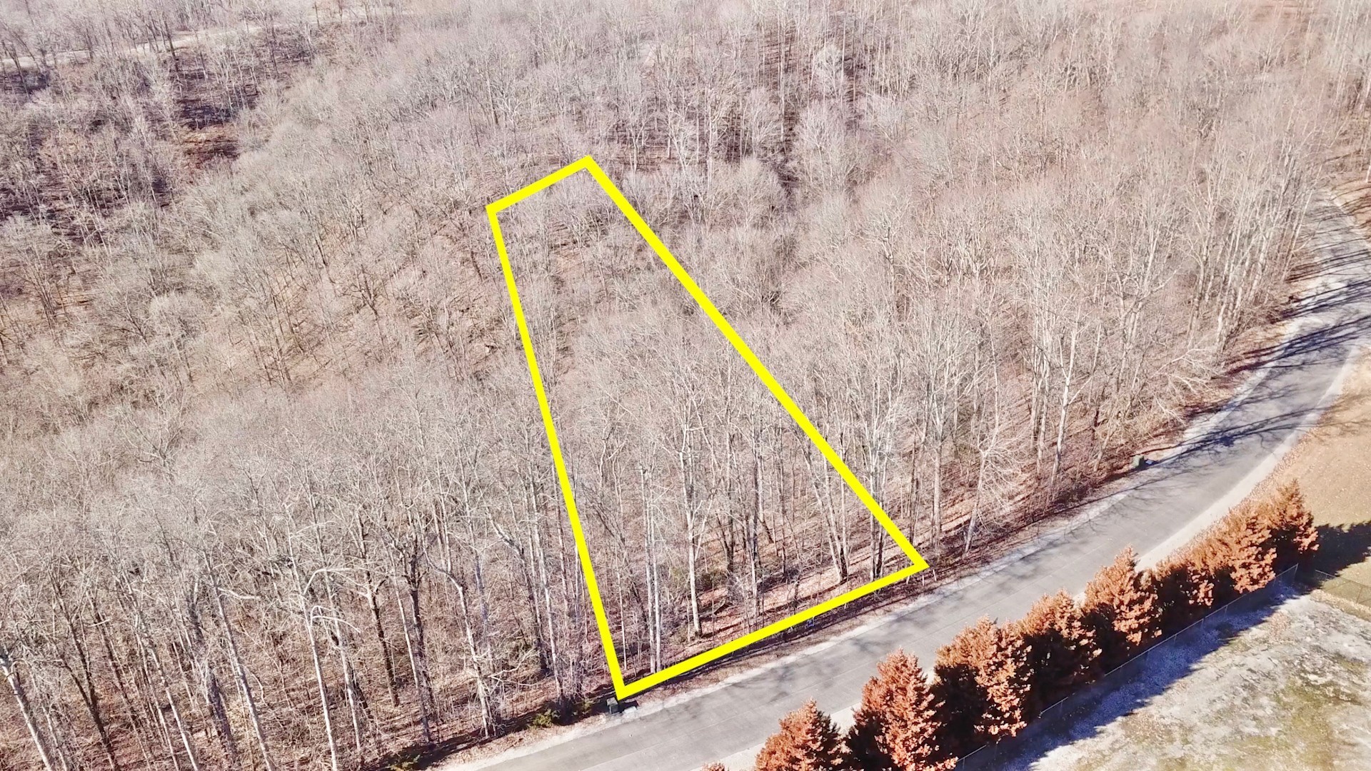 273 Tennis Center Drive Property Photo 3