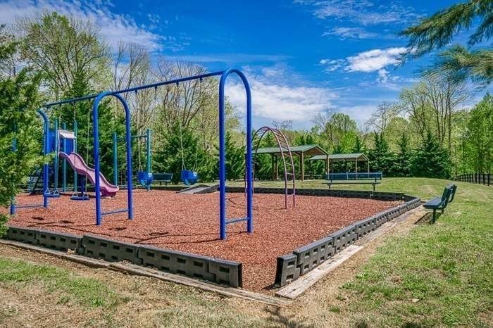 273 Tennis Center Drive Property Photo 13