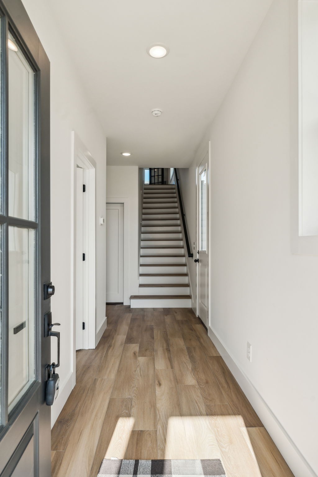 129 Stella Dr Property Photo 3