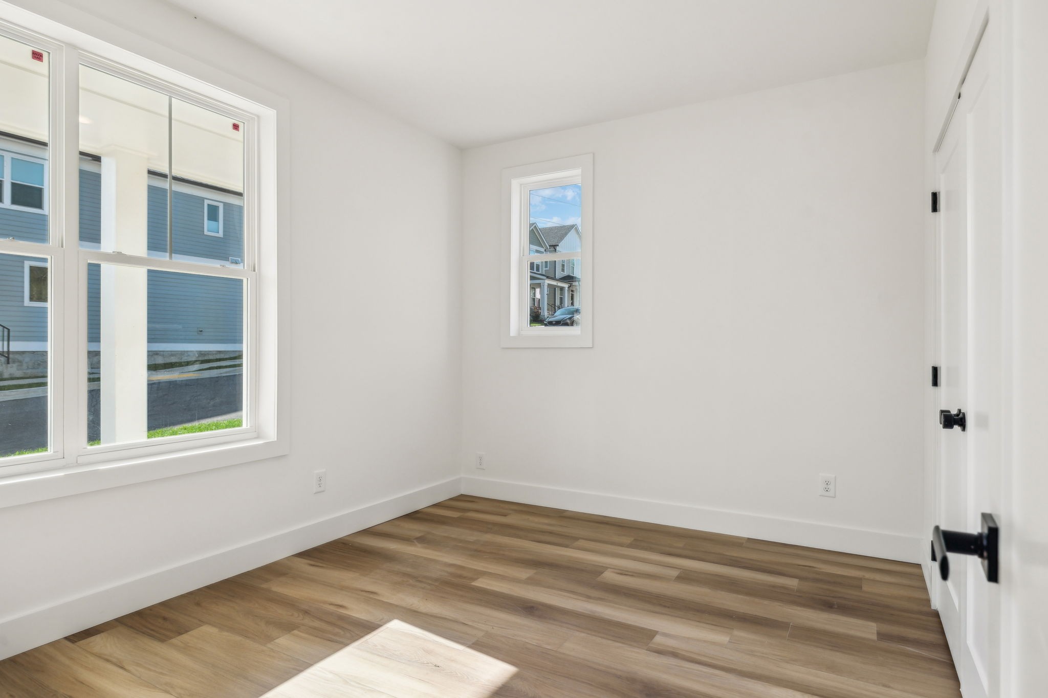 129 Stella Dr Property Photo 4