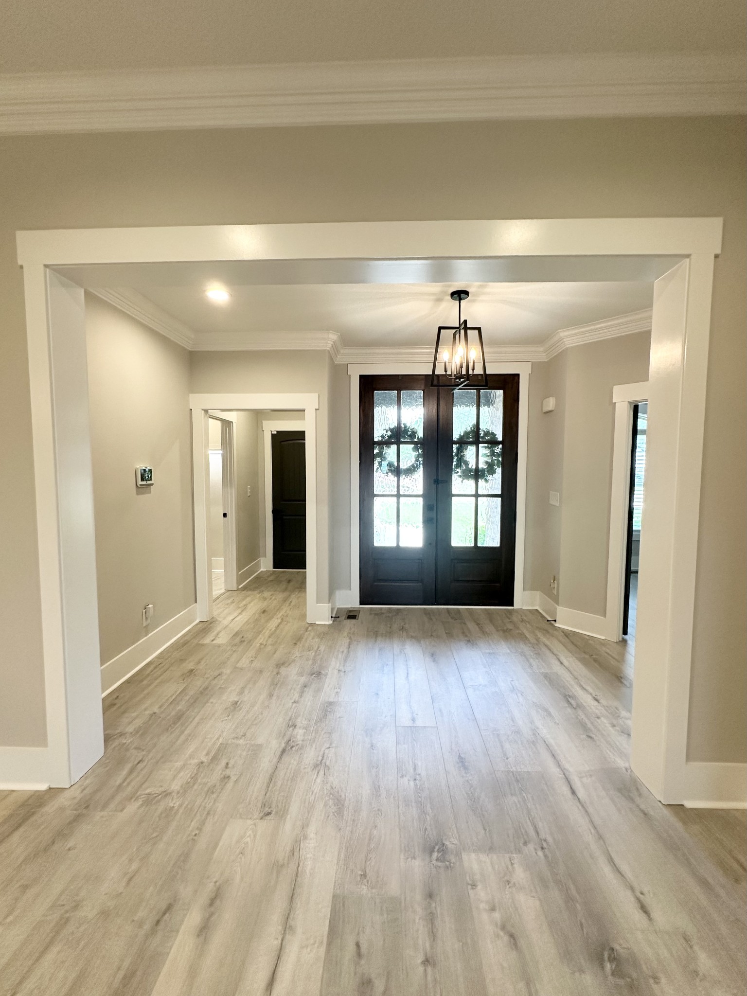 1049 Veridian Dr Property Photo 4