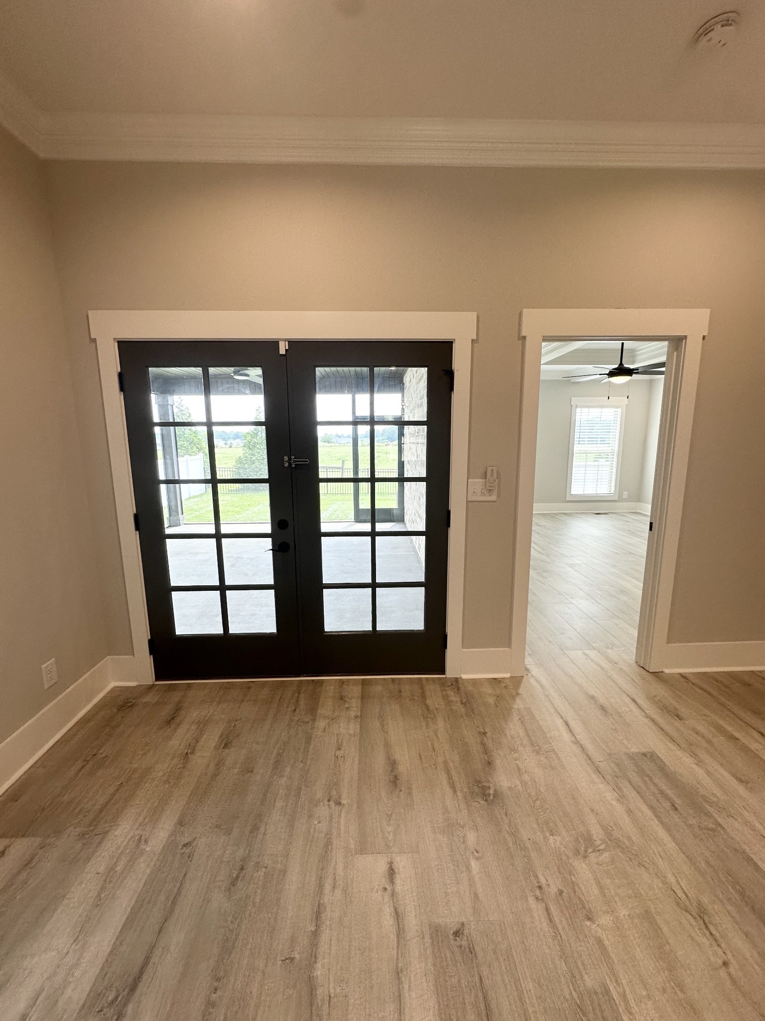 1049 Veridian Dr Property Photo 17