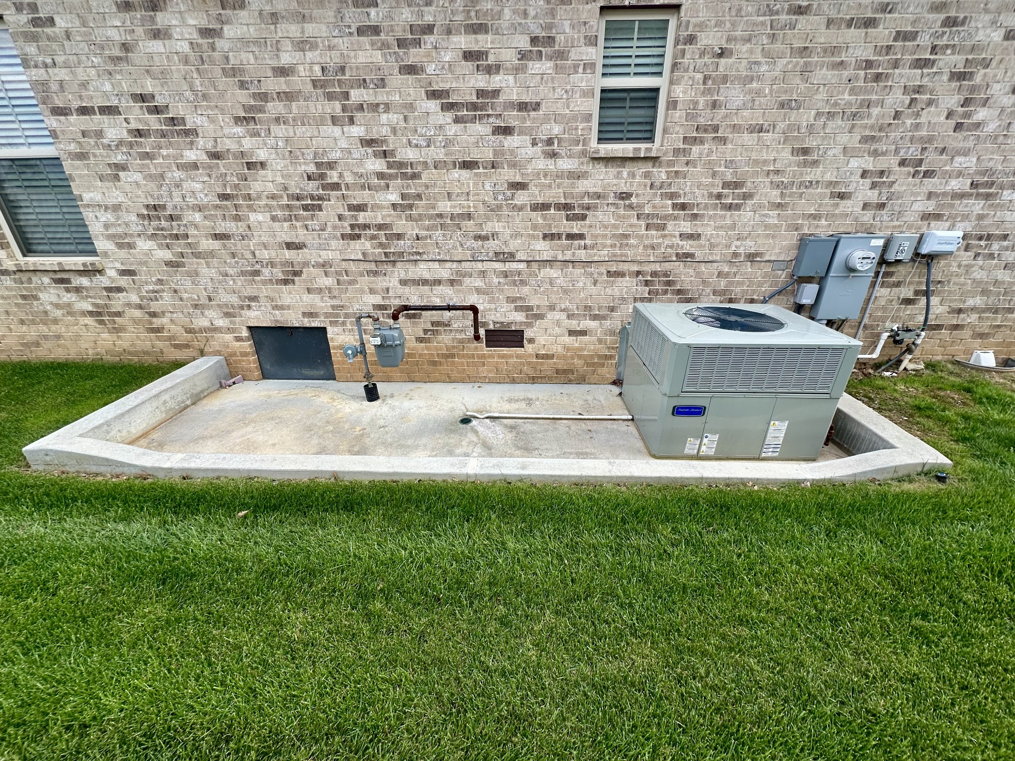 1049 Veridian Dr Property Photo 32