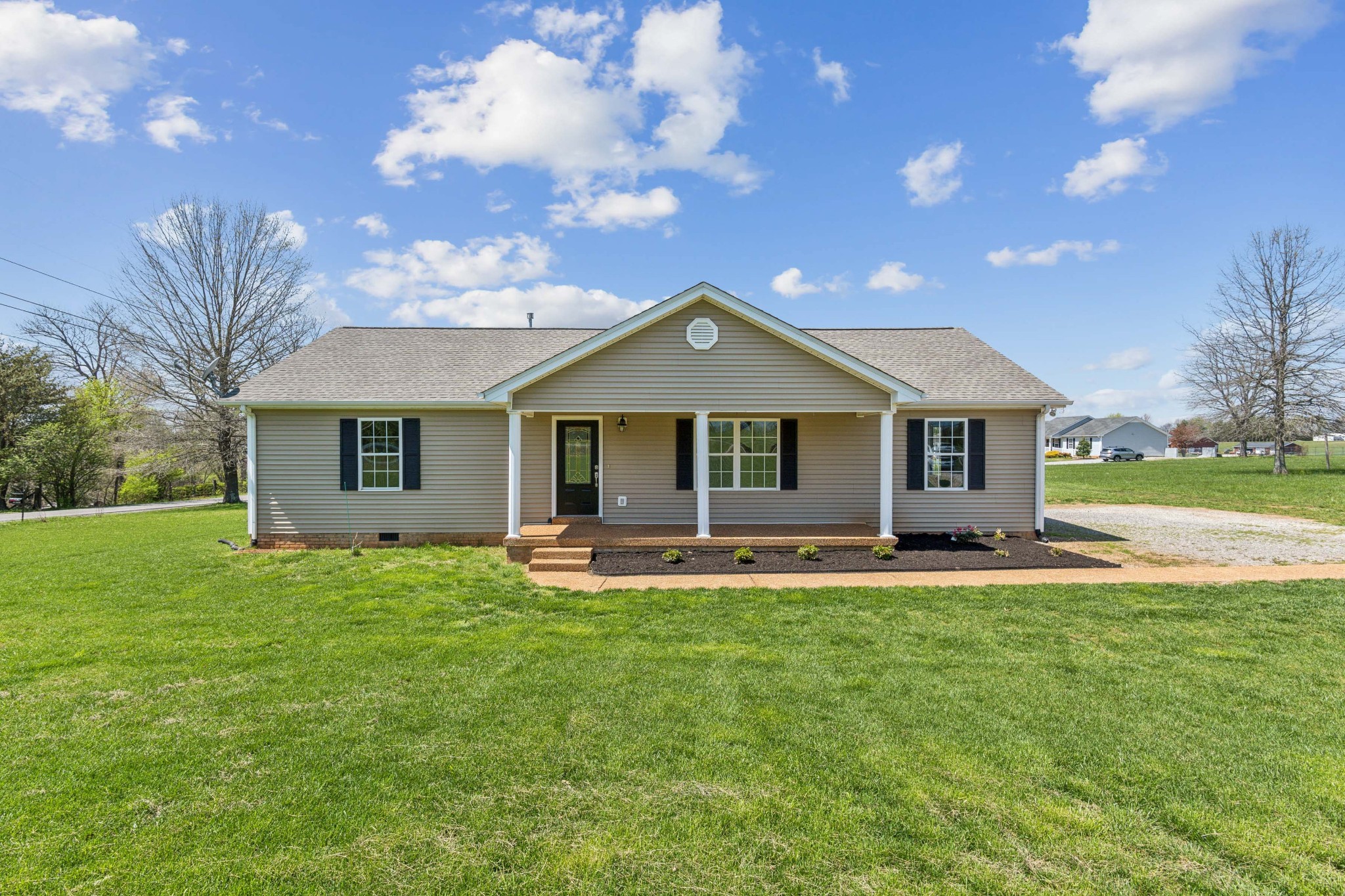 298 Collins Rd Property Photo