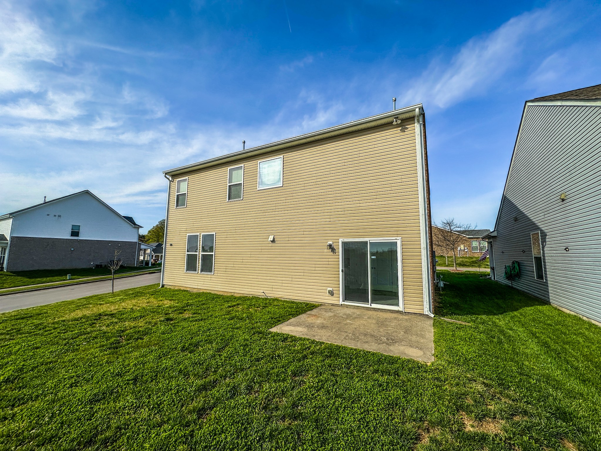 2077 Hickory Brook Dr Property Photo 2