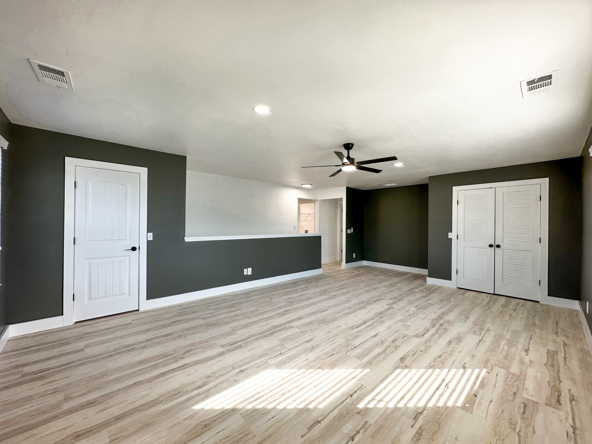 2077 Hickory Brook Dr Property Photo 14