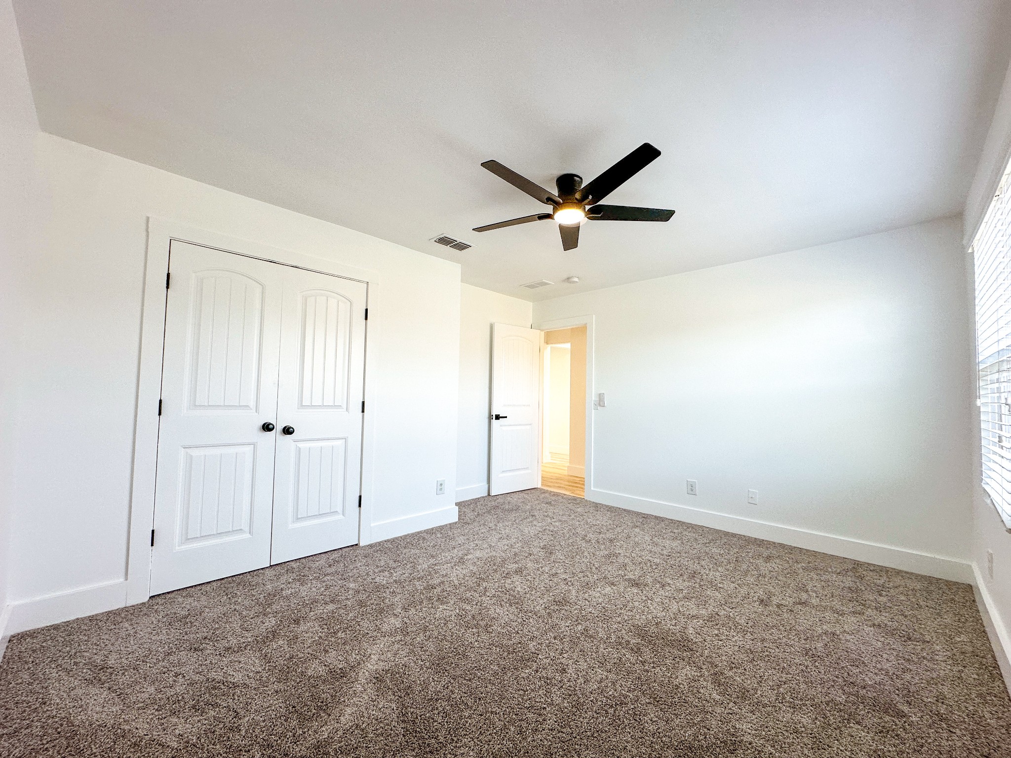 2077 Hickory Brook Dr Property Photo 17