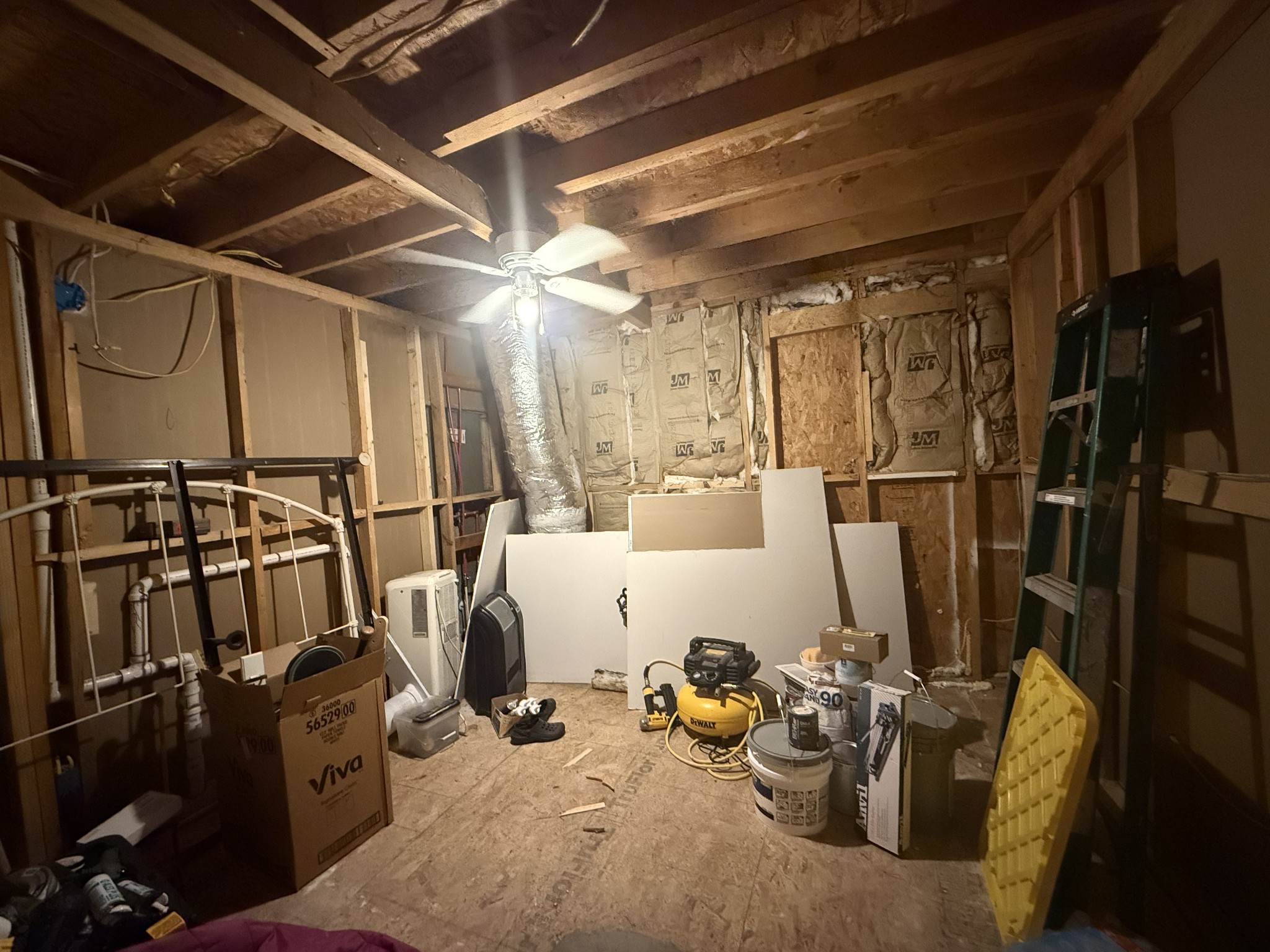 374 State Line Rd Property Photo 11