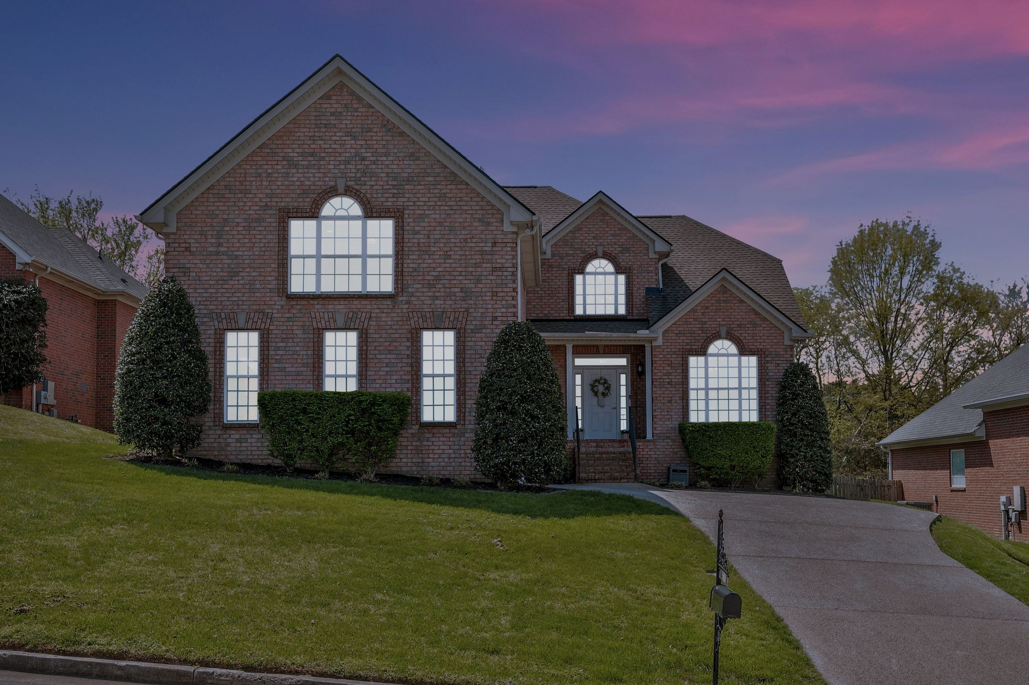 5616 Cedar Rock Dr Property Photo 2