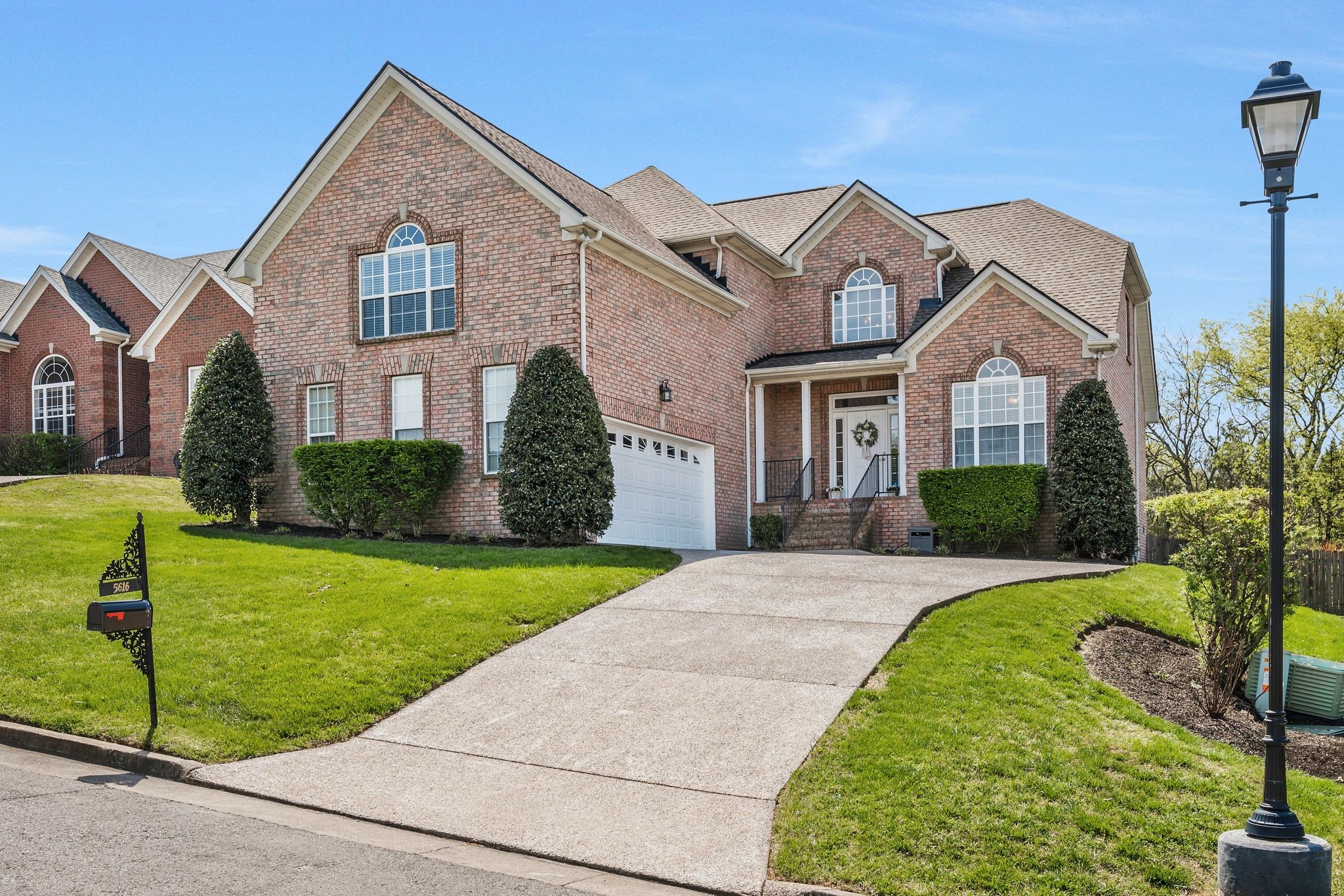 5616 Cedar Rock Dr Property Photo 4