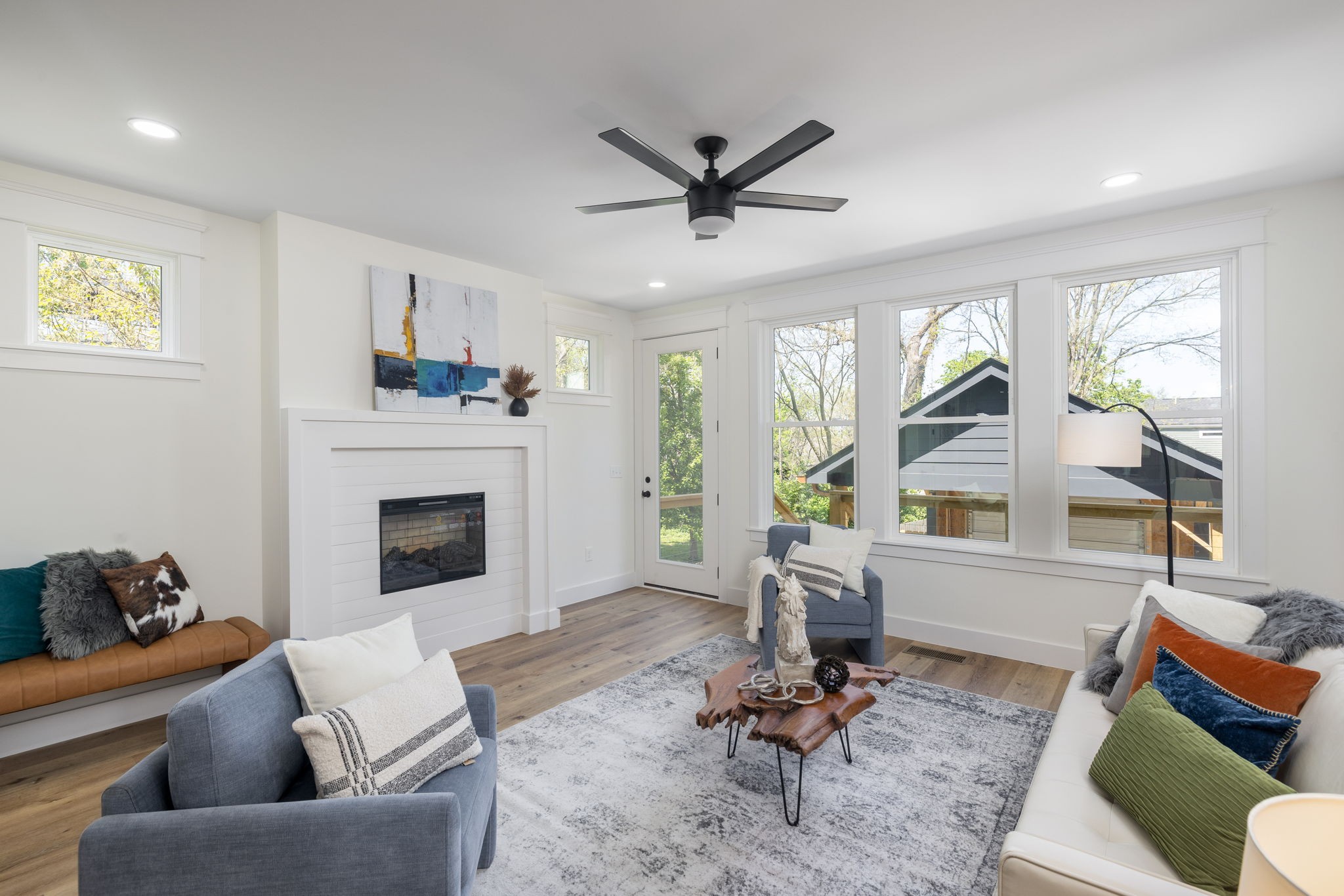 340b Peachtree St Property Photo 12