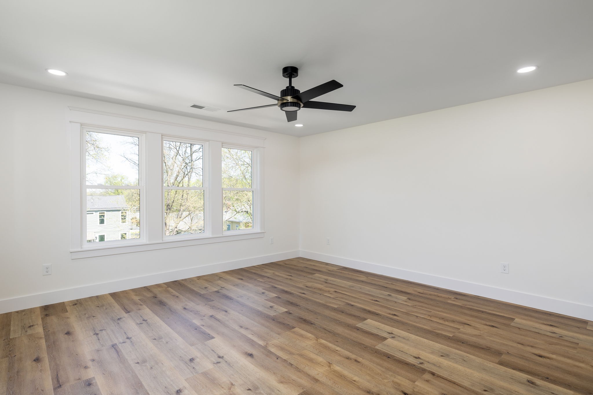 340b Peachtree St Property Photo 19