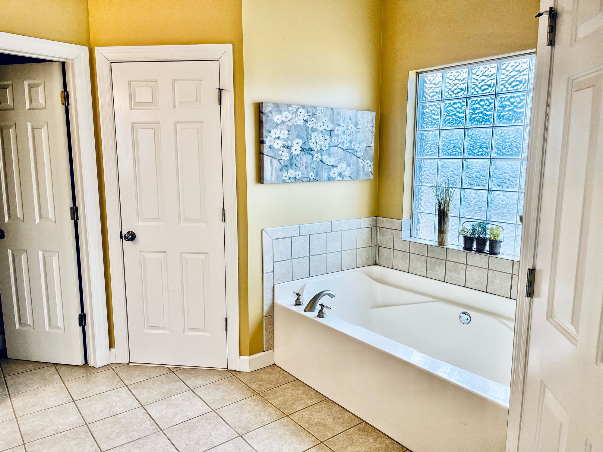 1052 Allen Rd Property Photo 17