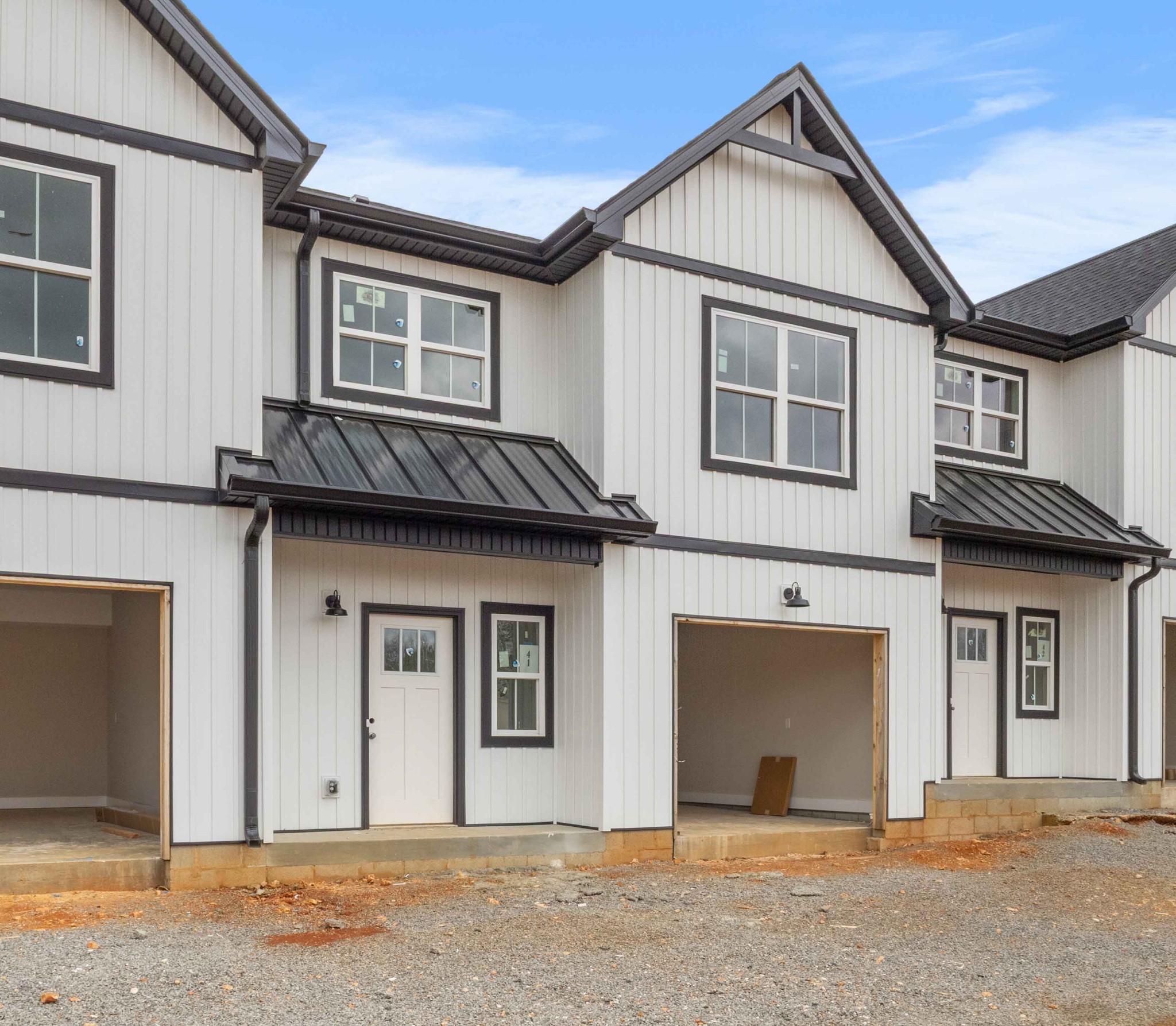 166 Sango Dr Property Photo 1