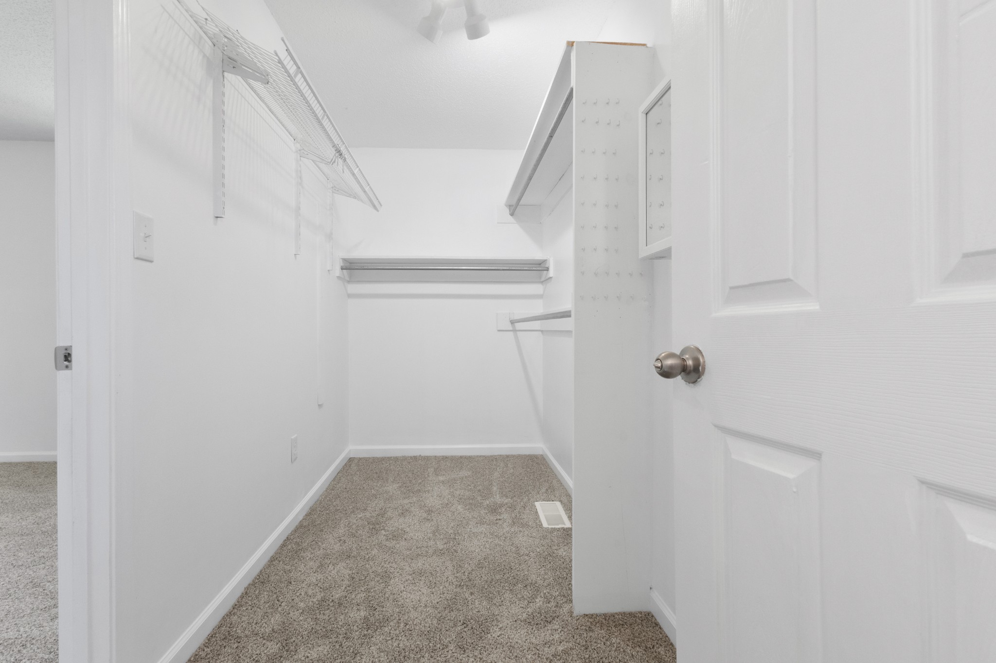 648 Bunker Hill Rd Property Photo 15